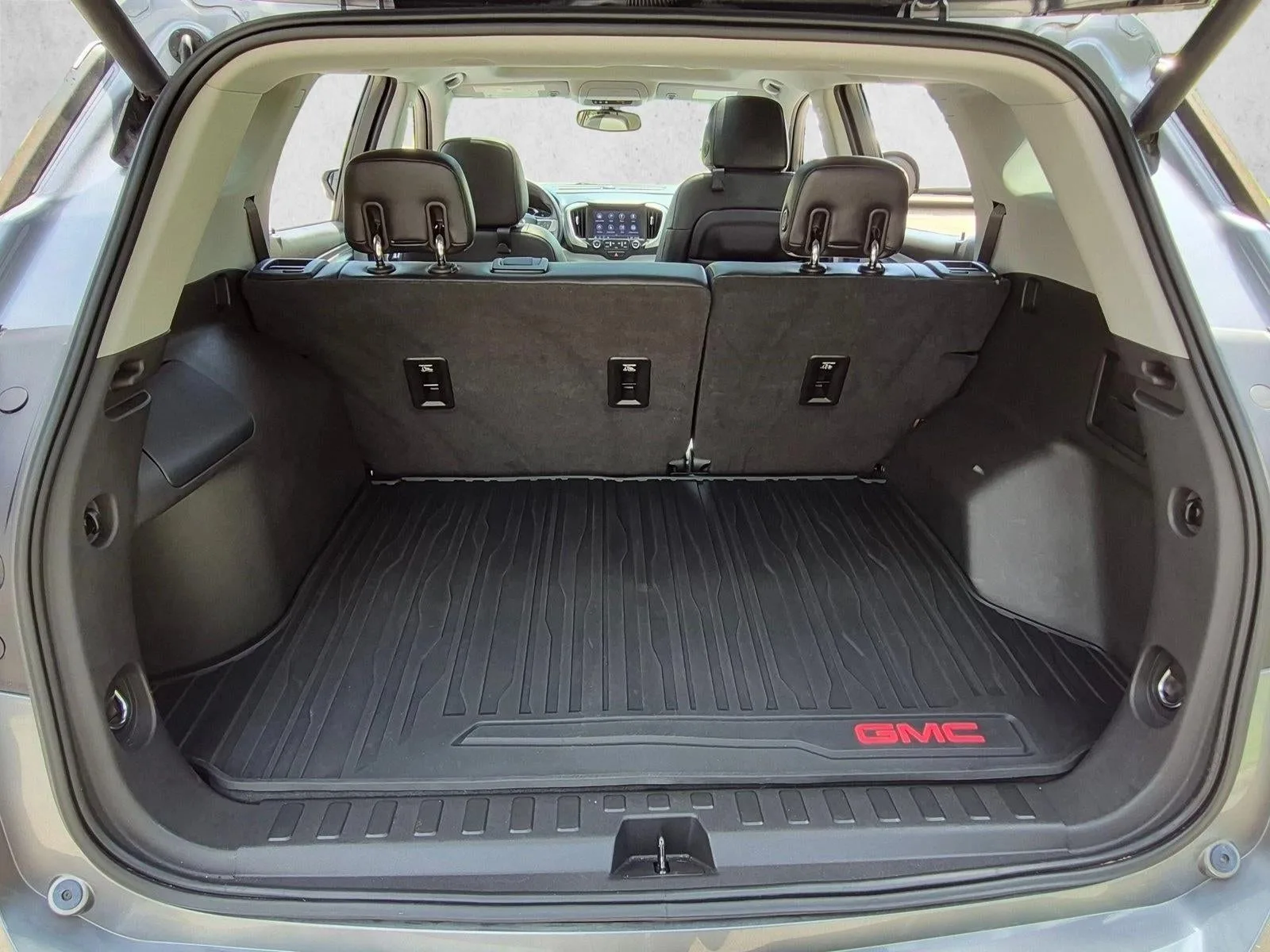2018 GMC Terrain FWD SLT photo 6