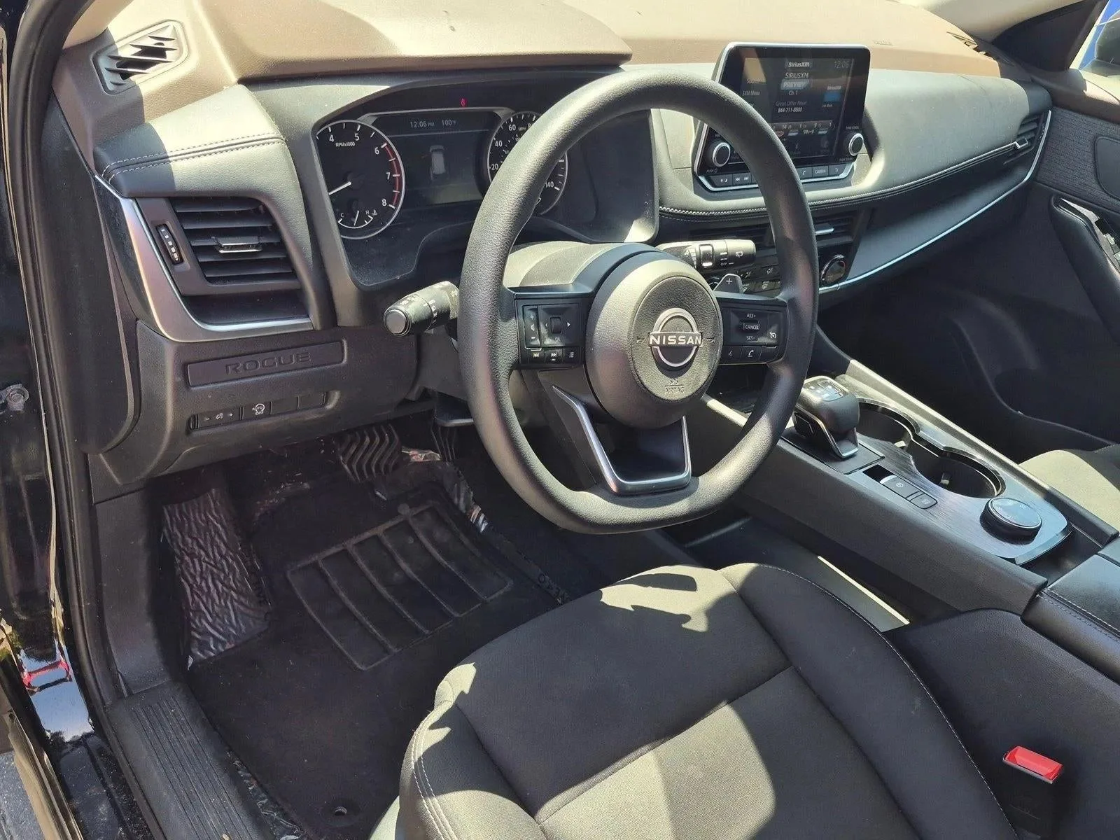 2023 Nissan Rogue AWD S photo 3