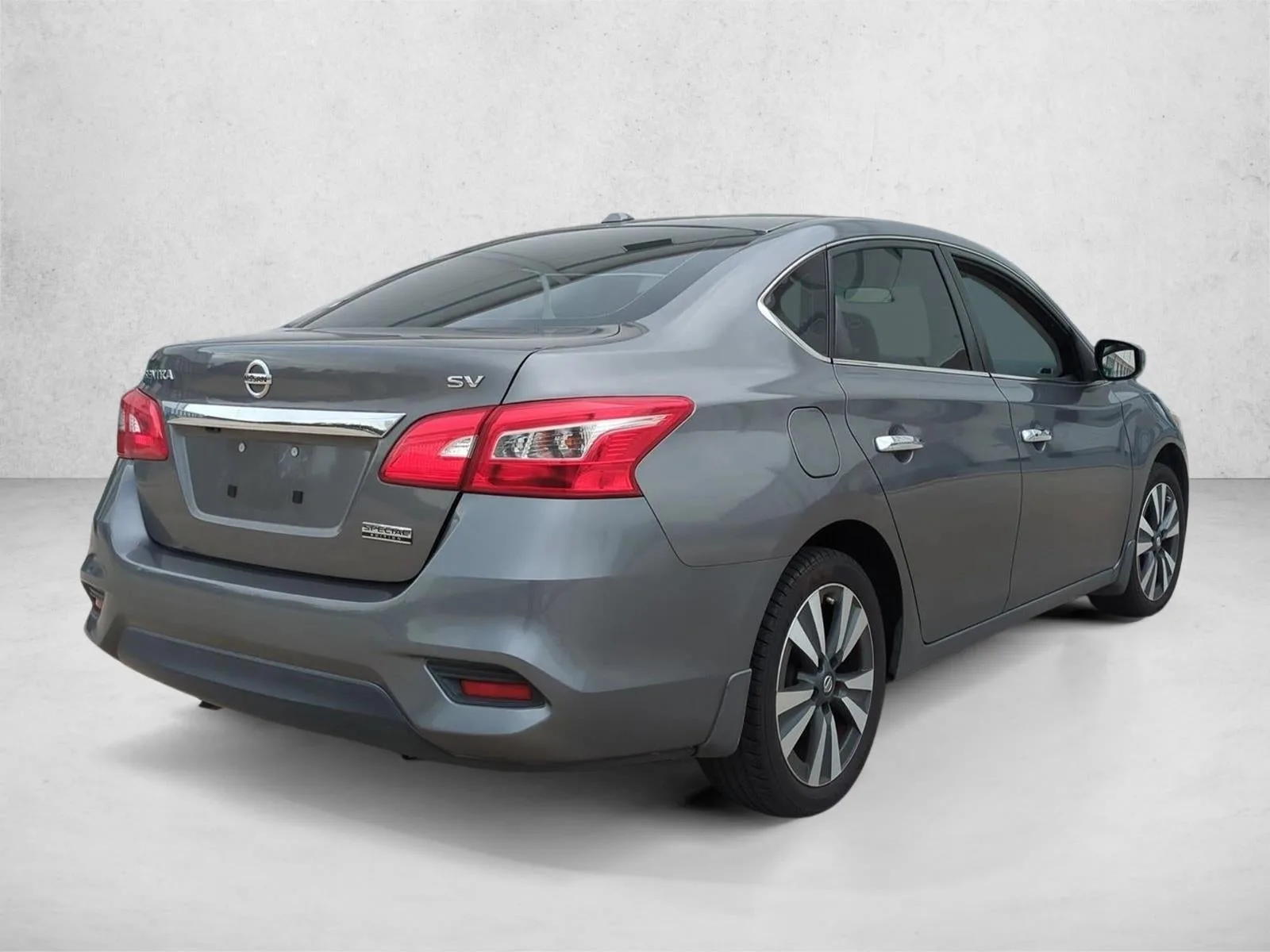 2019 Nissan Sentra SV CVT photo 5