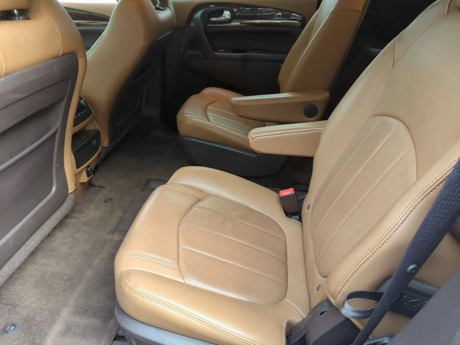 2016 Buick Enclave Premium FWD photo 12