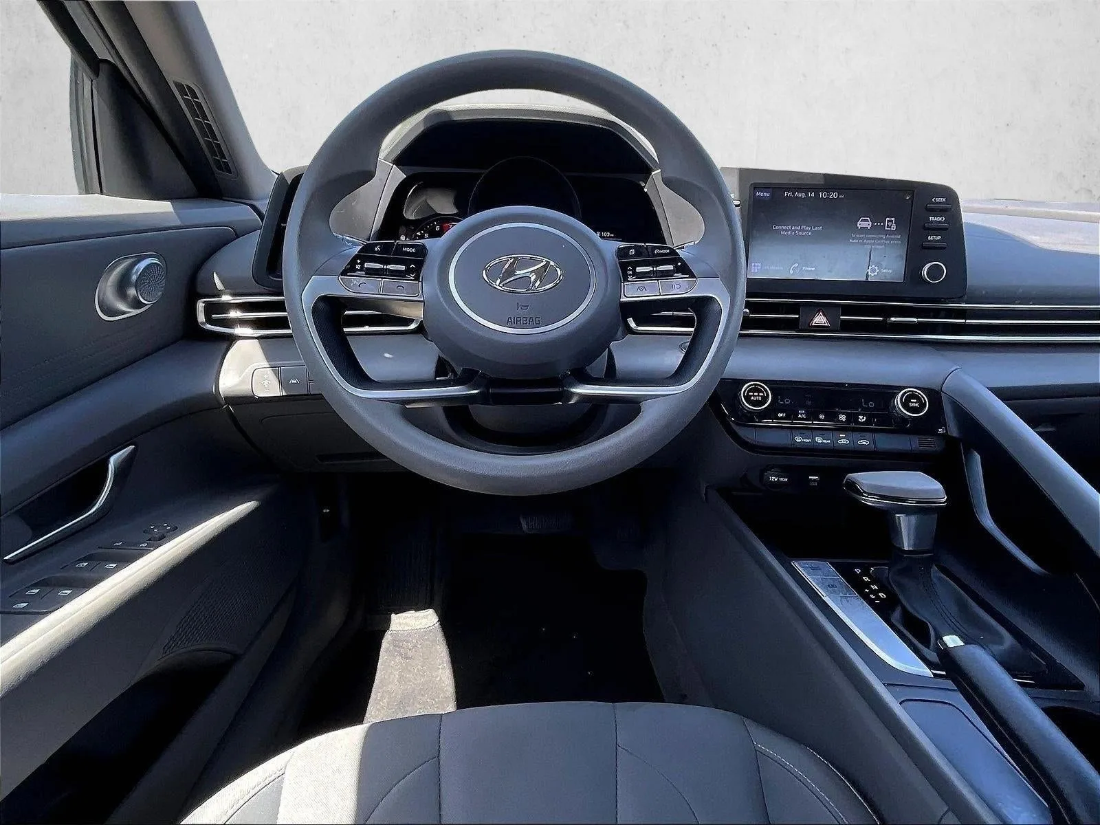2023 Hyundai ELANTRA SEL IVT photo 7