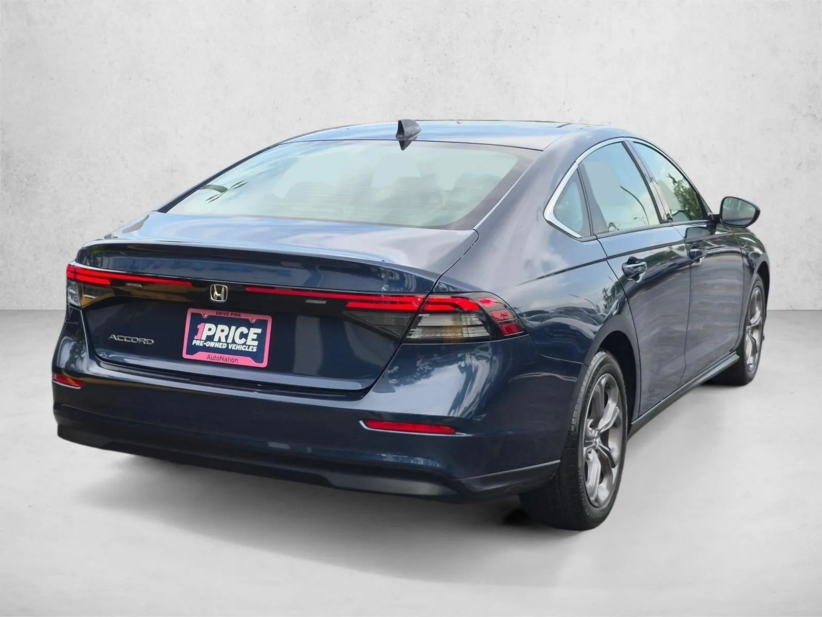 2024 Honda Accord Sedan EX CVT photo 5