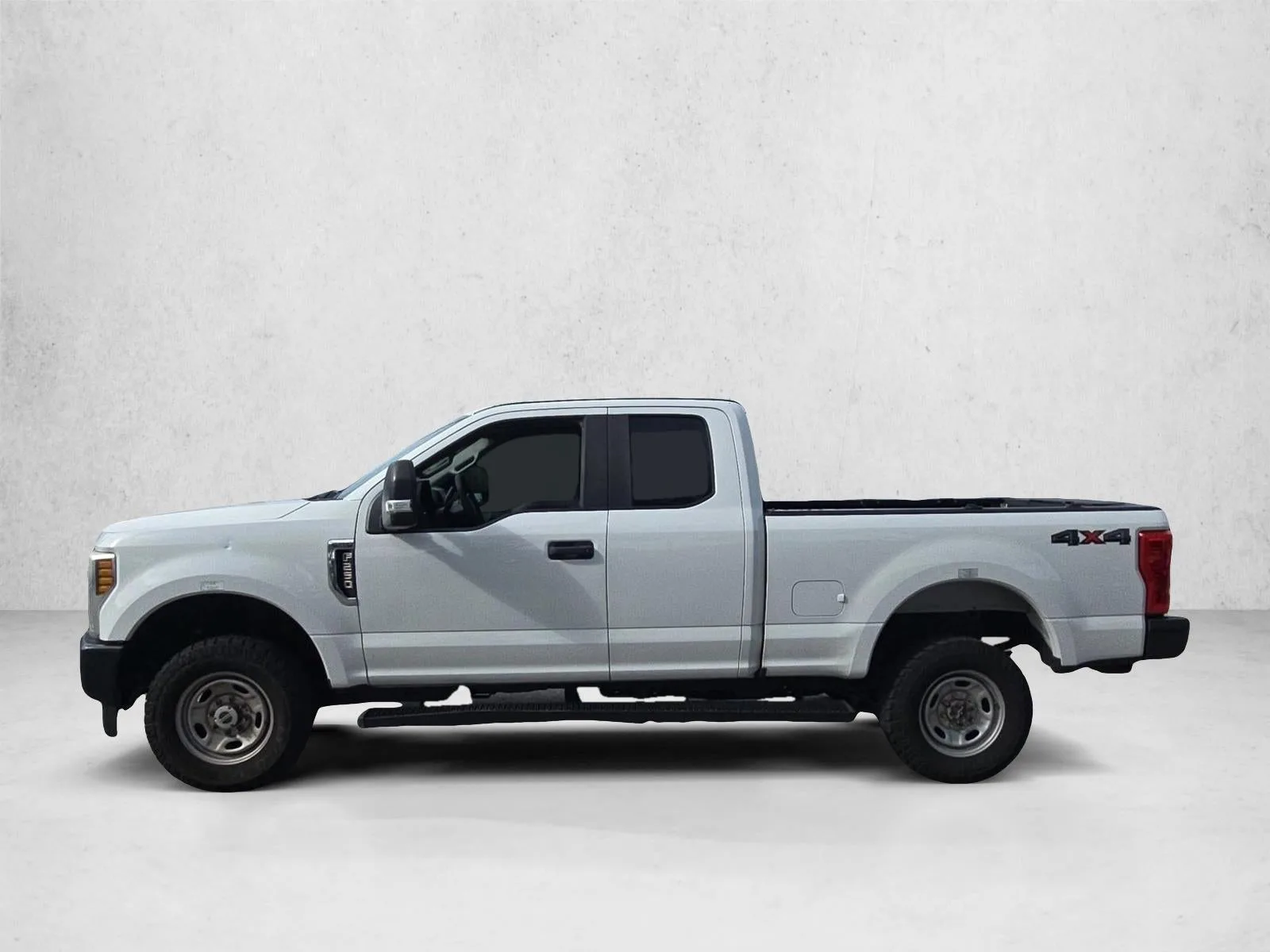 2019 Ford Super Duty F-250 SRW XL 4WD SuperCab 6.75' Box photo 8