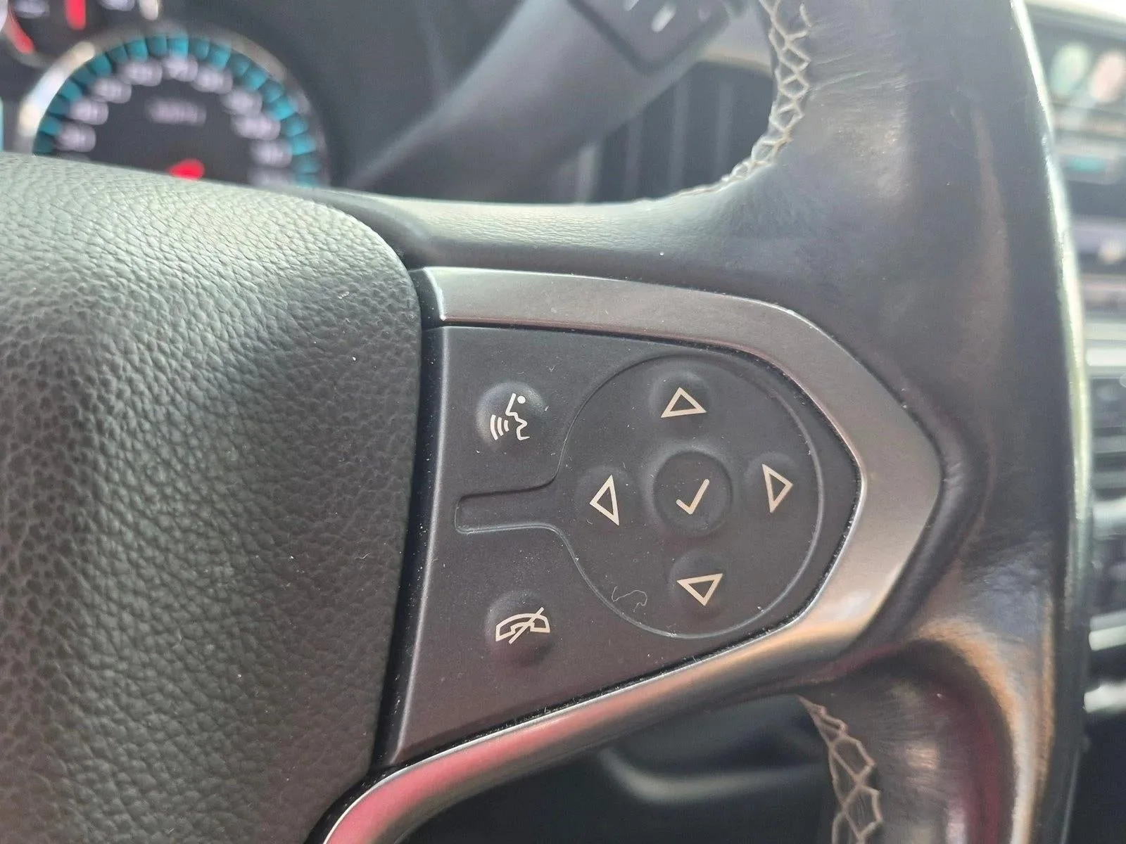 2016 Chevrolet Silverado 1500 LT photo 11