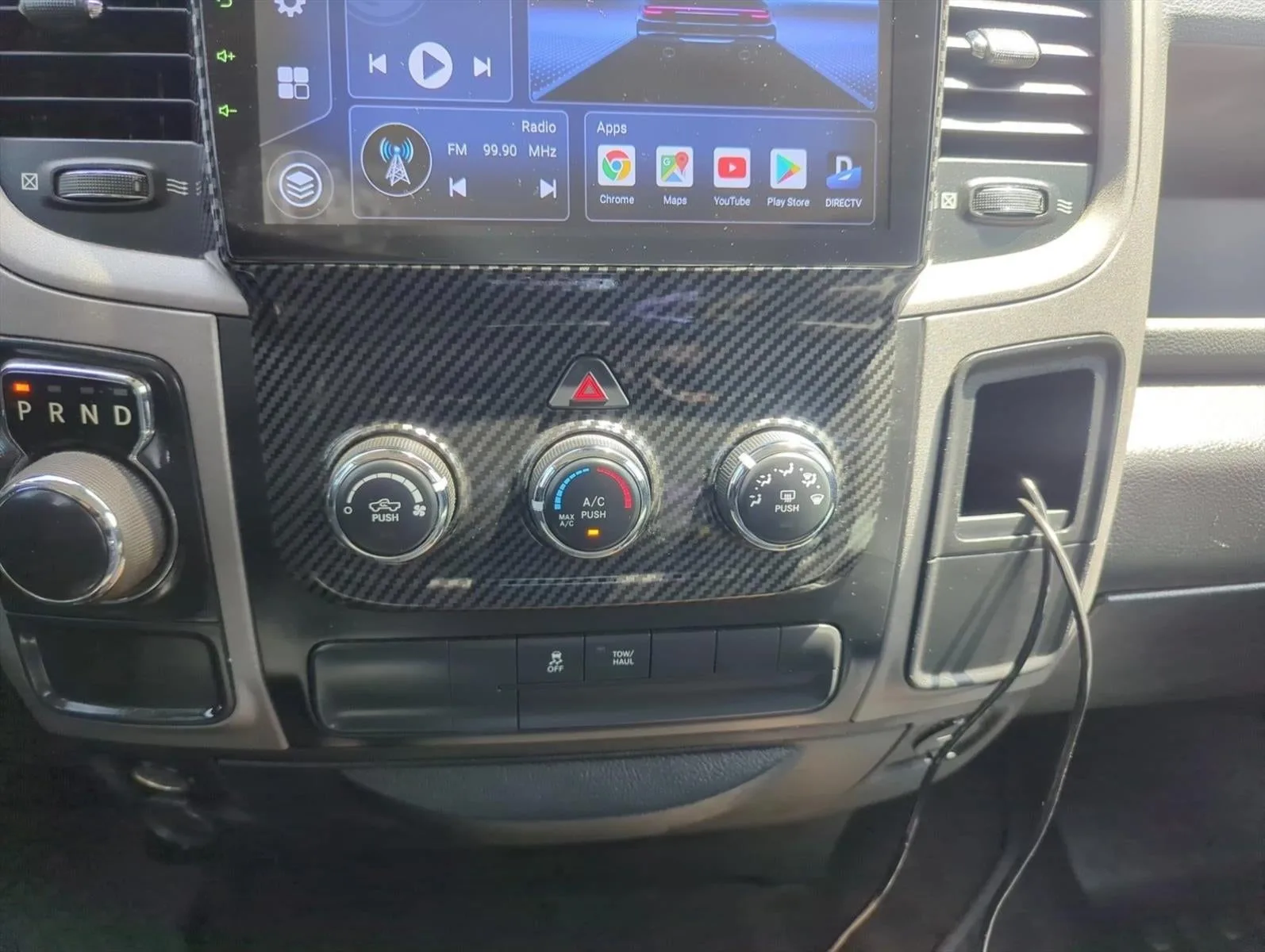 2016 RAM 1500 2WD Crew Cab 5.7 Ft Box Express photo 9