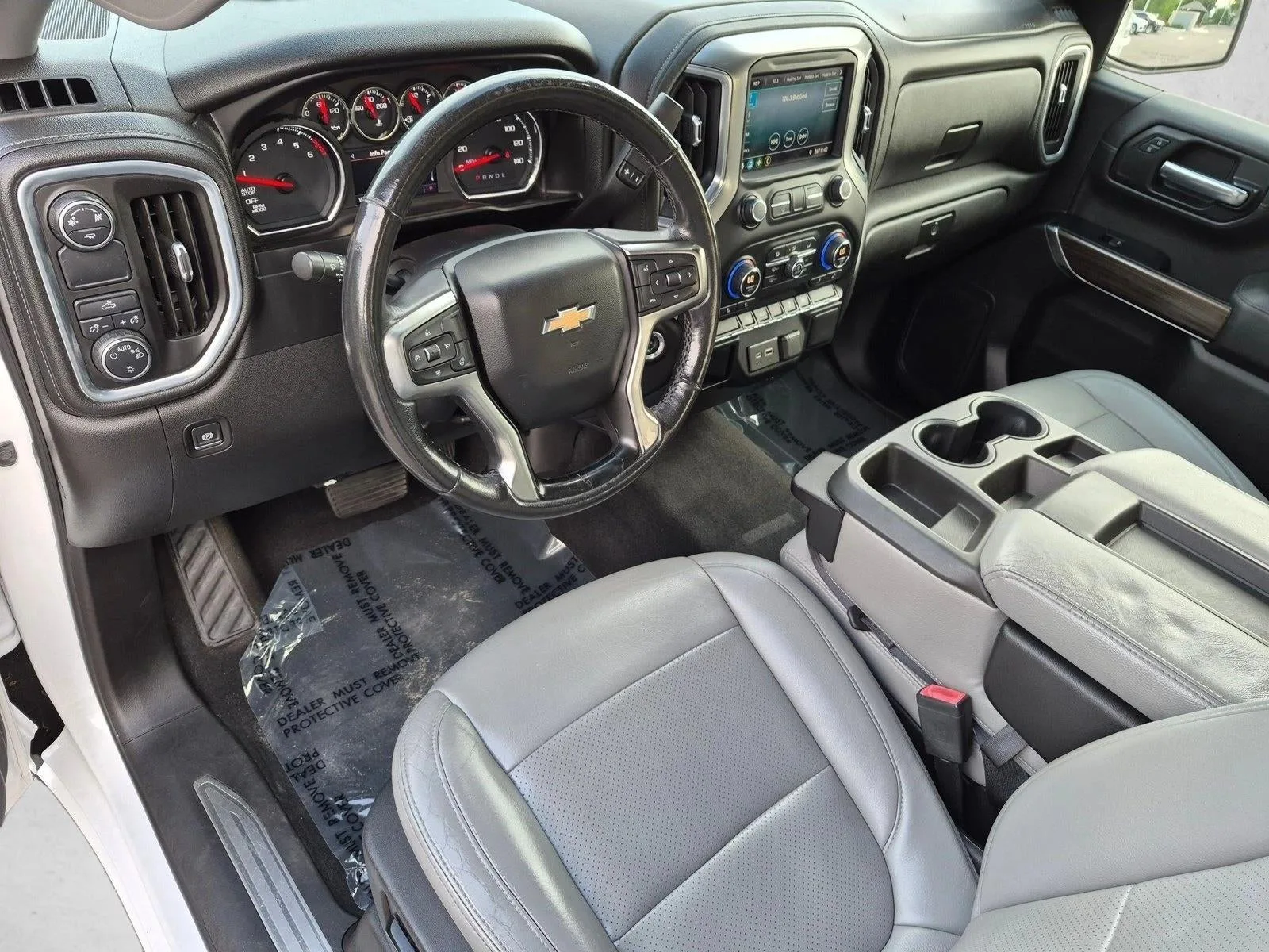 2019 Chevrolet Silverado 1500 Double Cab Standard Box 2-Wheel Drive LT photo 9