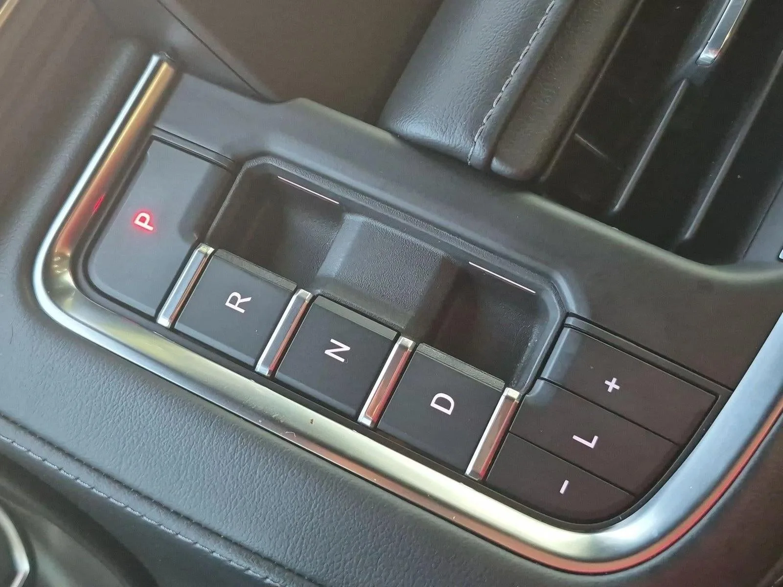 2022 Chevrolet Tahoe LS photo 12