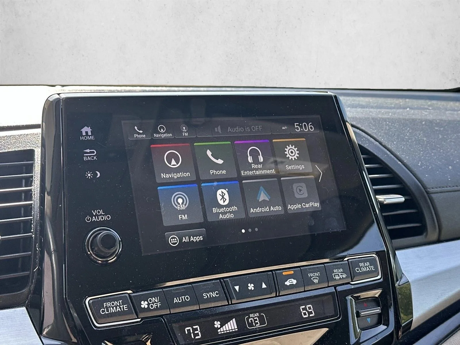 2018 Honda Odyssey Elite Auto photo 11