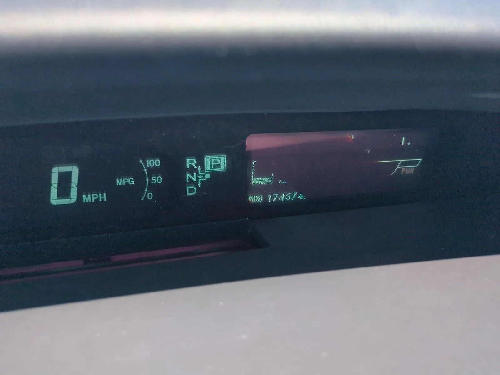 2013 Toyota Prius 5dr HB Two (Natl) photo 11
