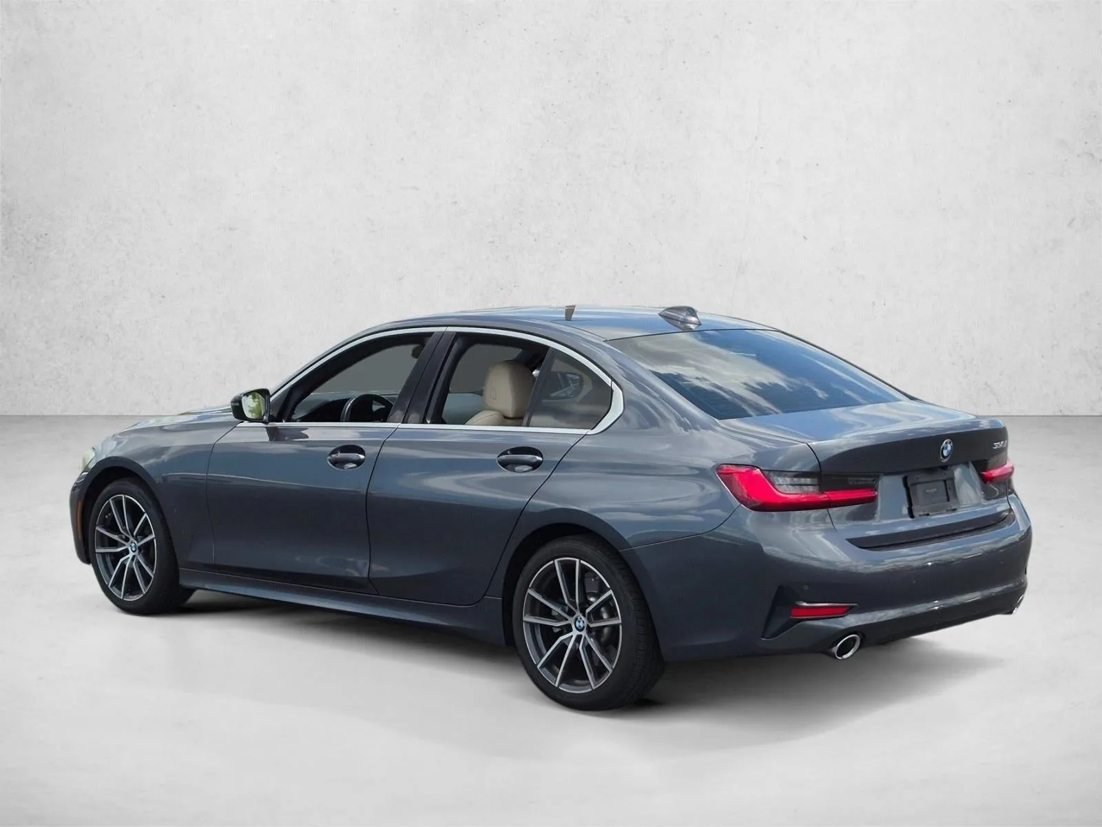 2020 BMW 330i Base photo 7