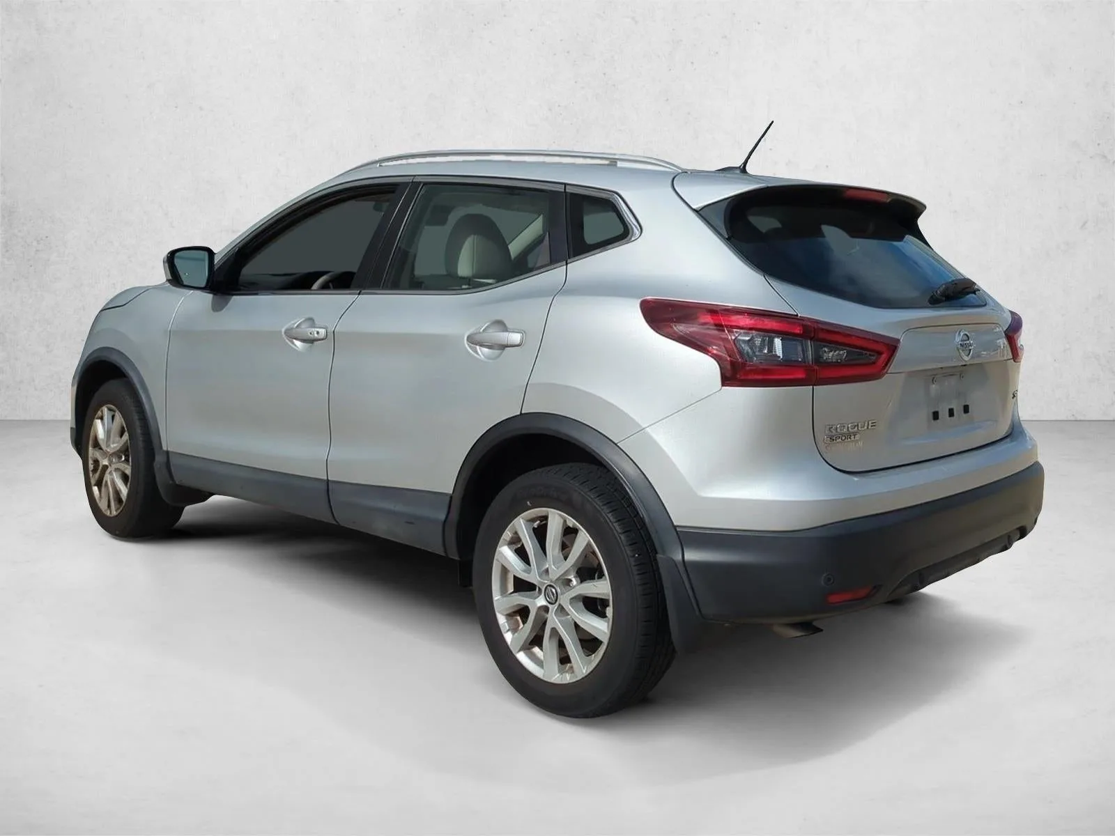 2020 Nissan Rogue Sport FWD SV photo 7
