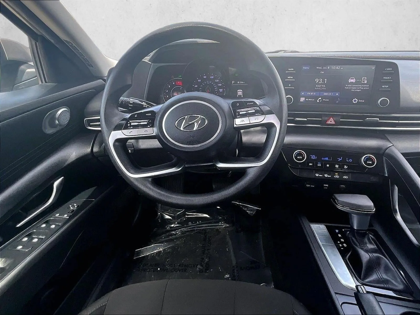 2022 Hyundai Elantra SEL photo 7