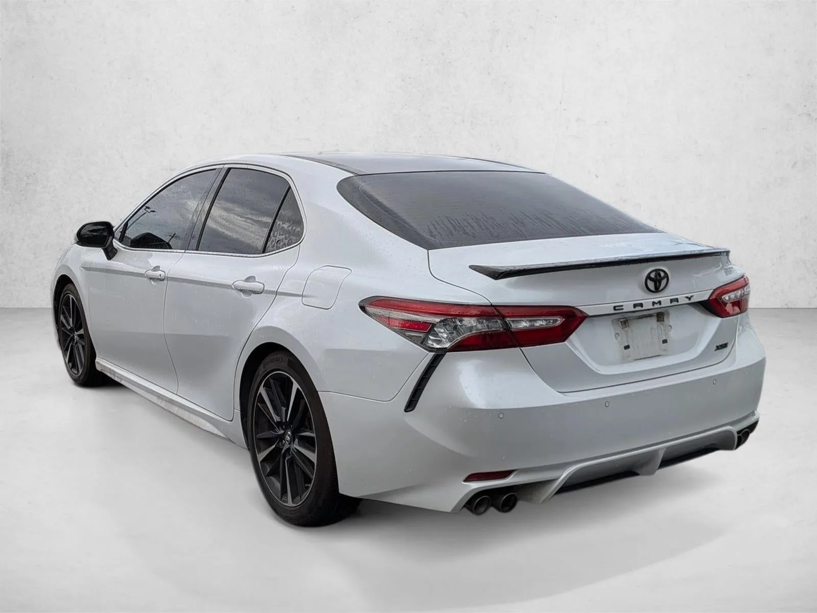 2018 Toyota Camry XSE Auto (Natl) photo 8