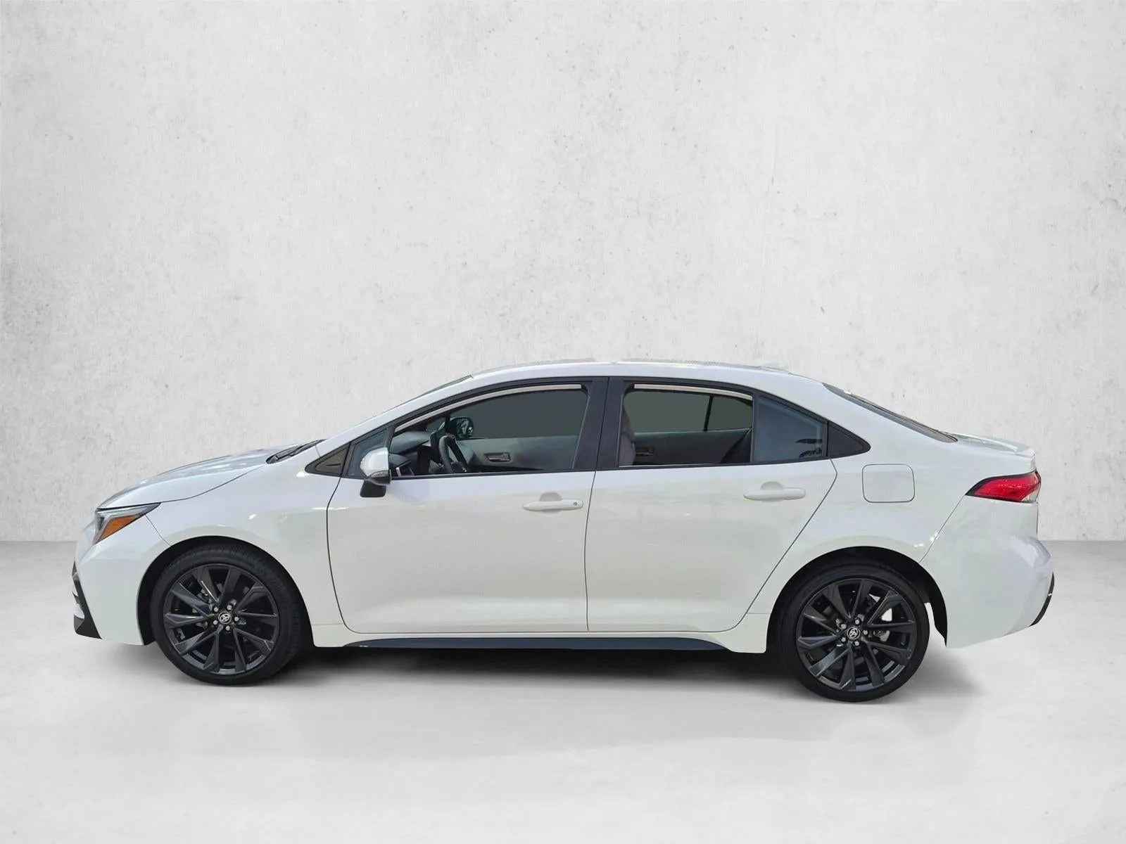 2024 Toyota Corolla SE CVT (Natl) photo 5