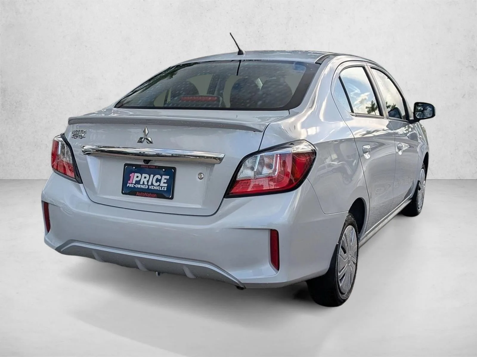 2024 Mitsubishi Mirage G4 LE CVT photo 5