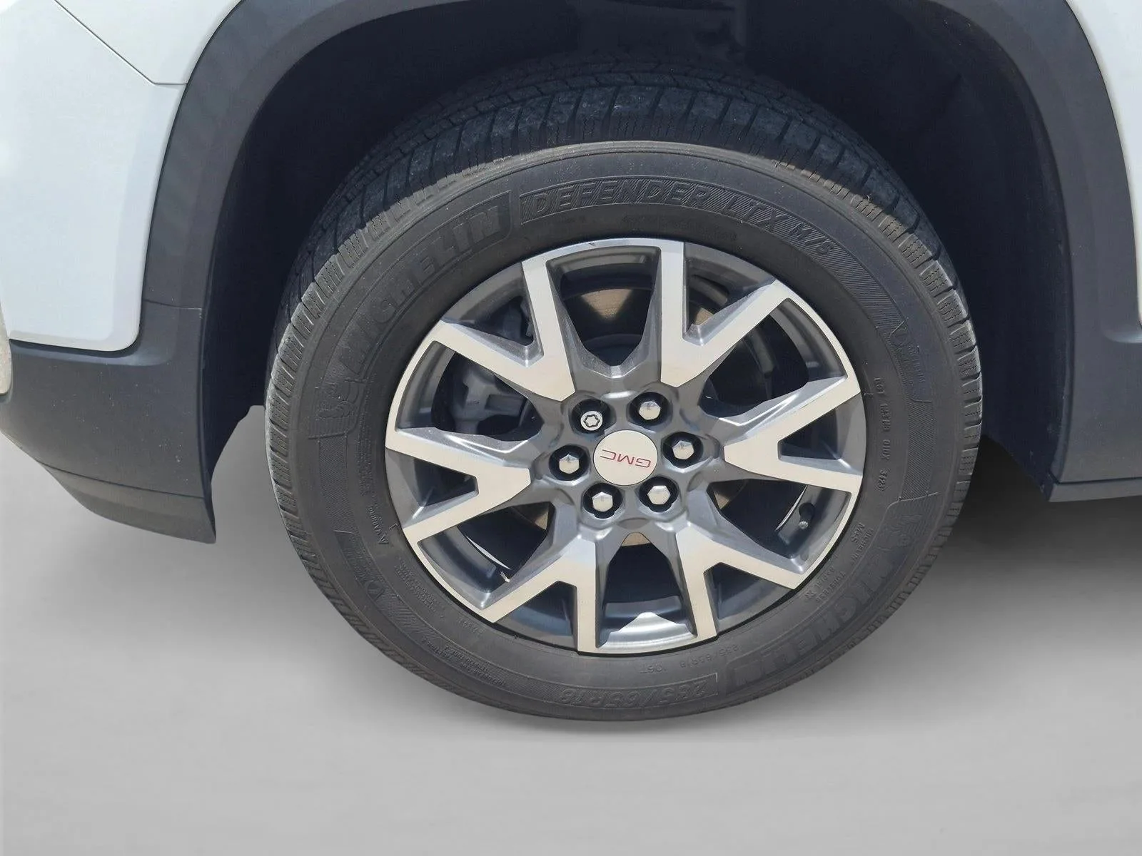 2022 GMC Acadia SLT photo 9