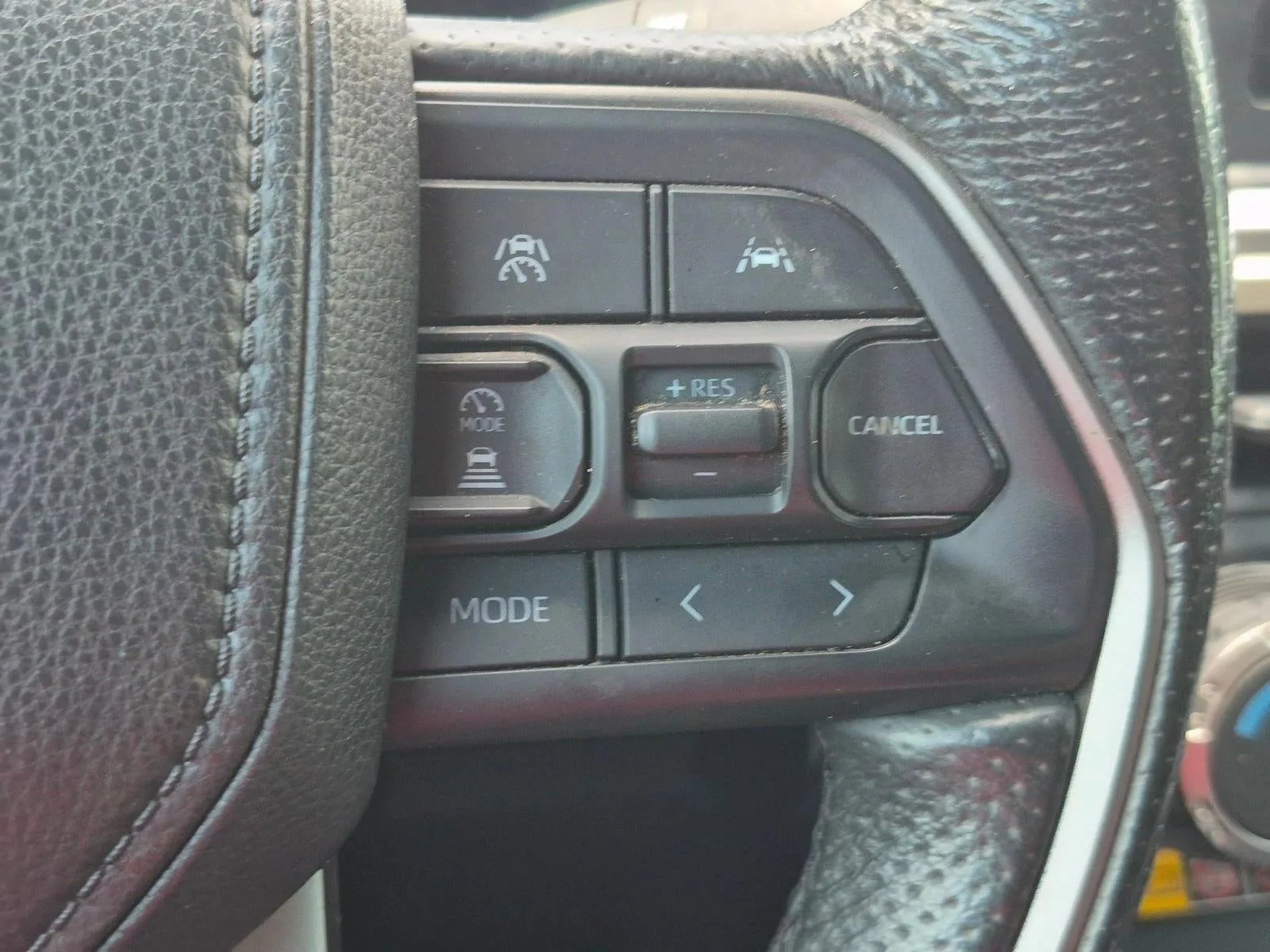 2024 Toyota Tacoma SR5 photo 10