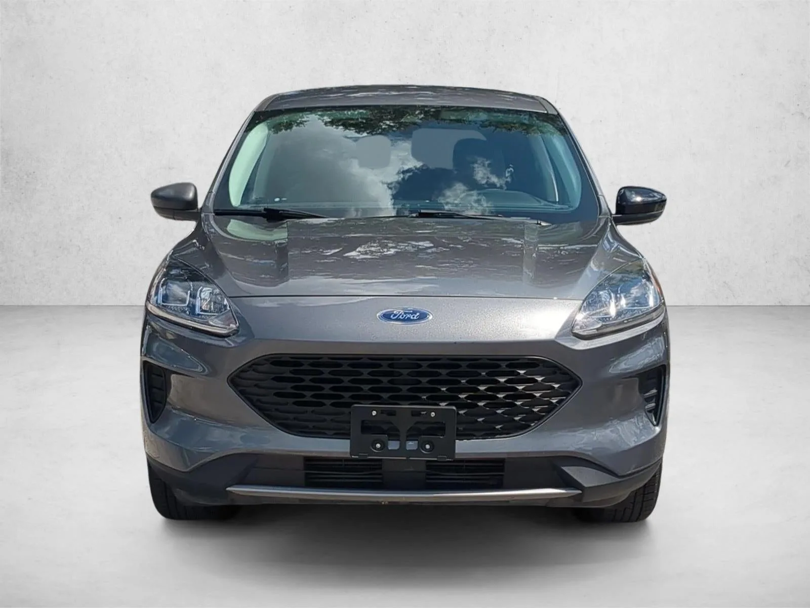 2022 Ford Escape S photo 2