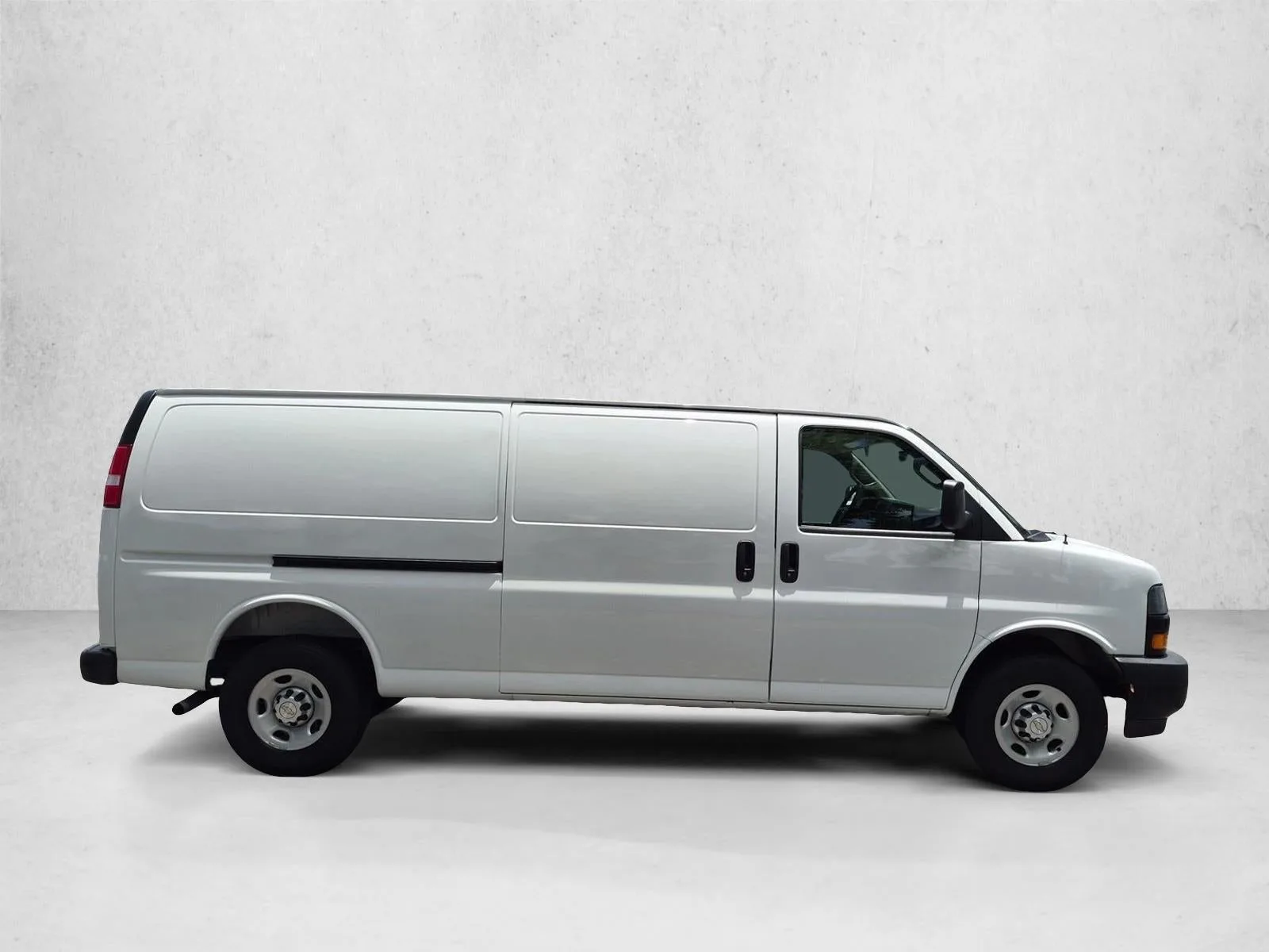 2025 Chevrolet Express Cargo Base photo 4