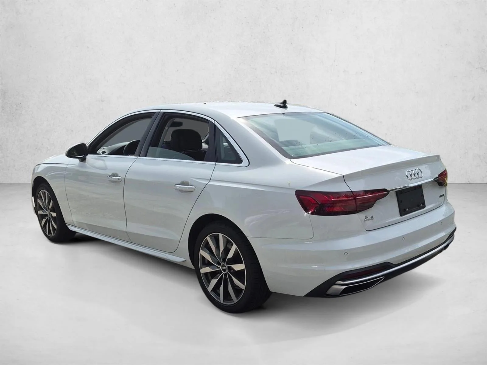 2022 Audi A4 Sedan Premium 40 TFSI quattro photo 7