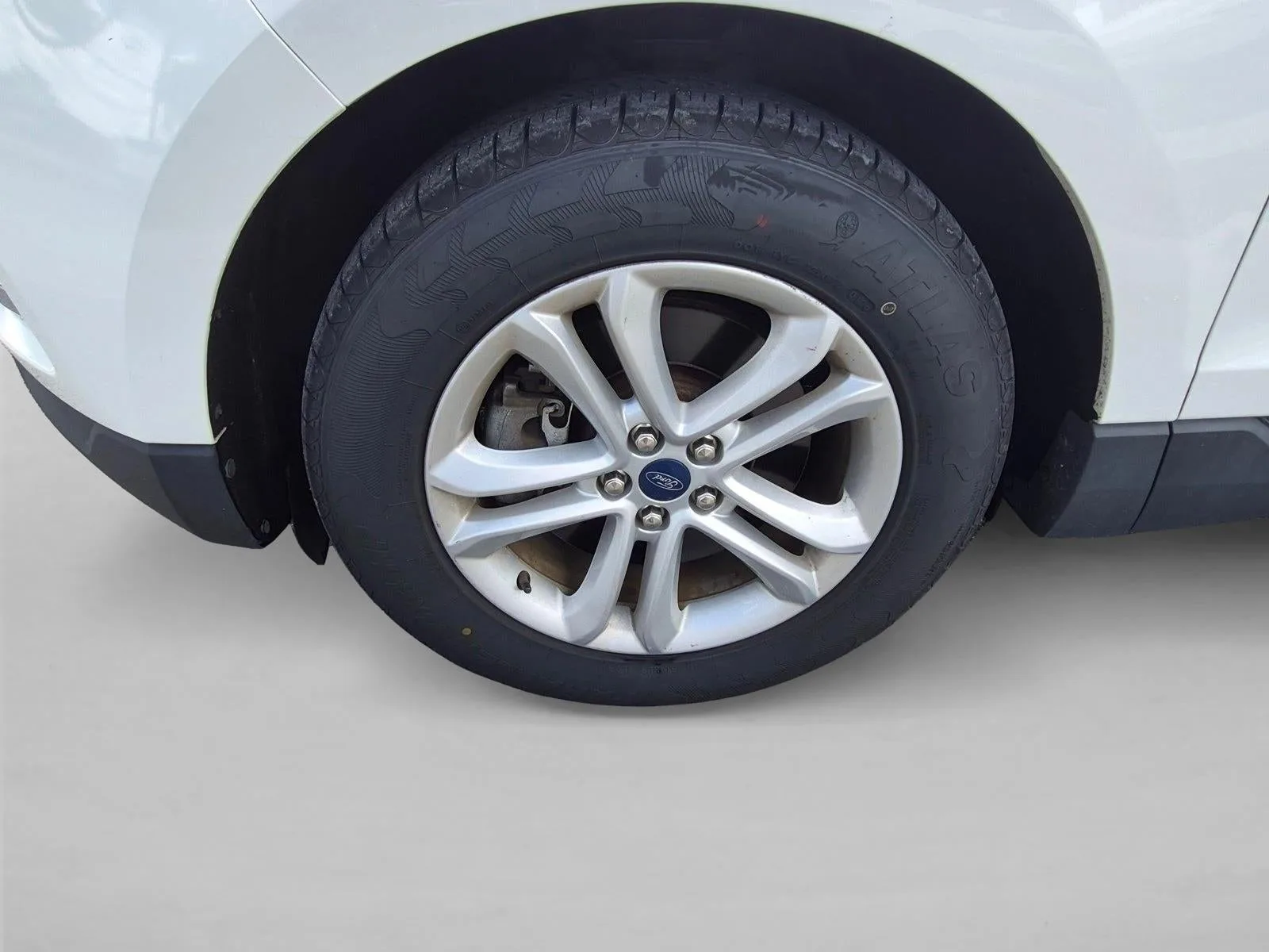2020 Ford Edge SEL AWD photo 9