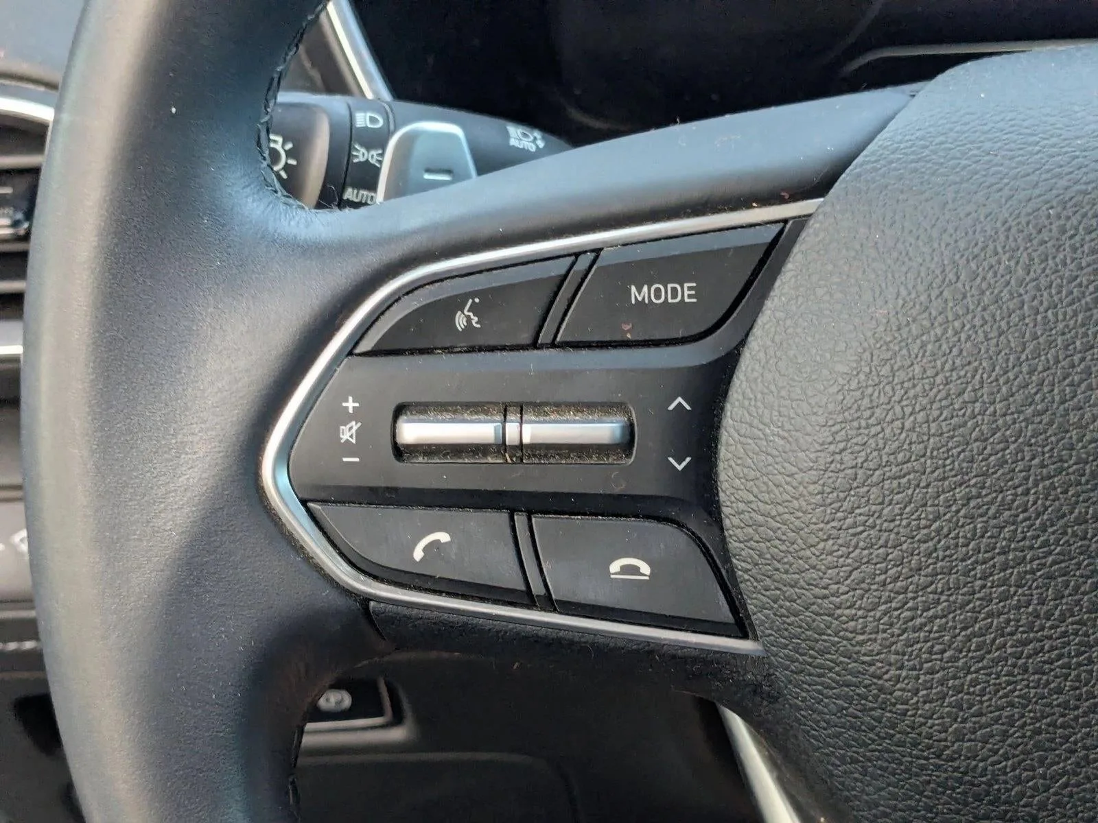 2023 Hyundai SANTA FE Hybrid SEL Premium AWD photo 4