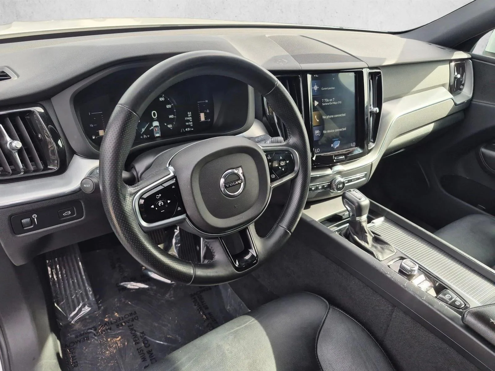 2019 Volvo XC60 T5 Momentum photo 10
