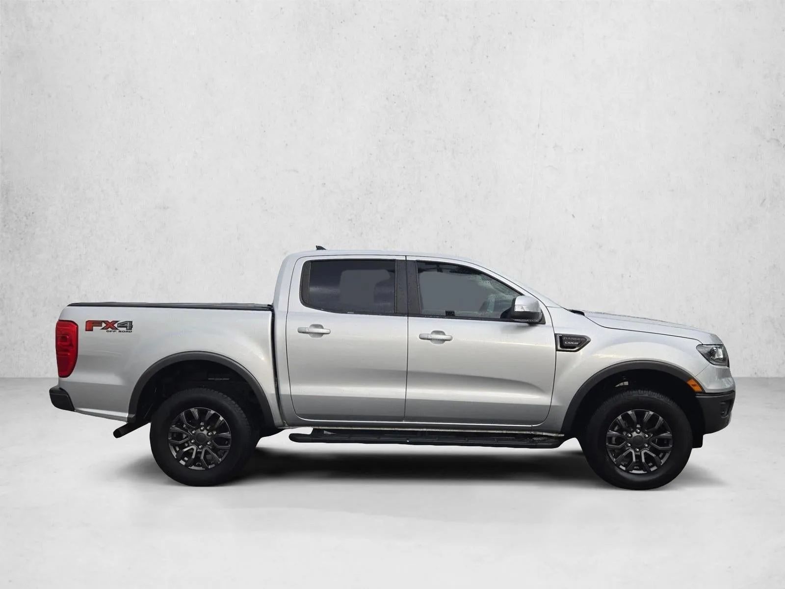 2019 Ford Ranger LARIAT 4WD SuperCrew 5' Box photo 4