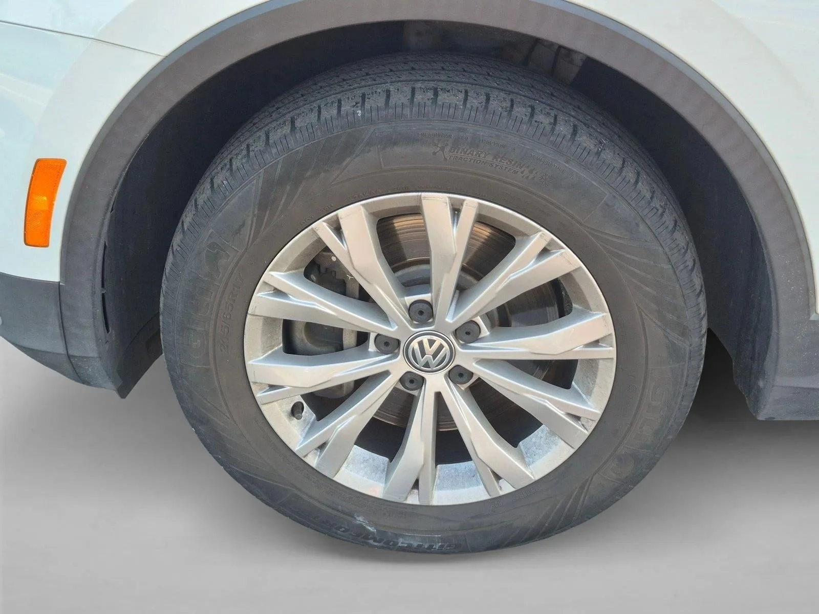 2019 Volkswagen Tiguan 2.0T S FWD photo 10