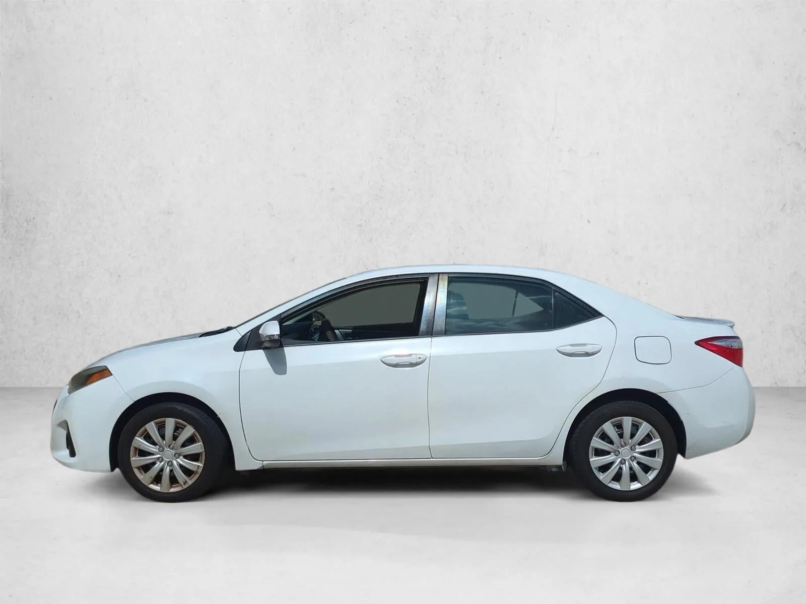 2015 Toyota Corolla 4dr Sdn CVT Auto S (SE) photo 8