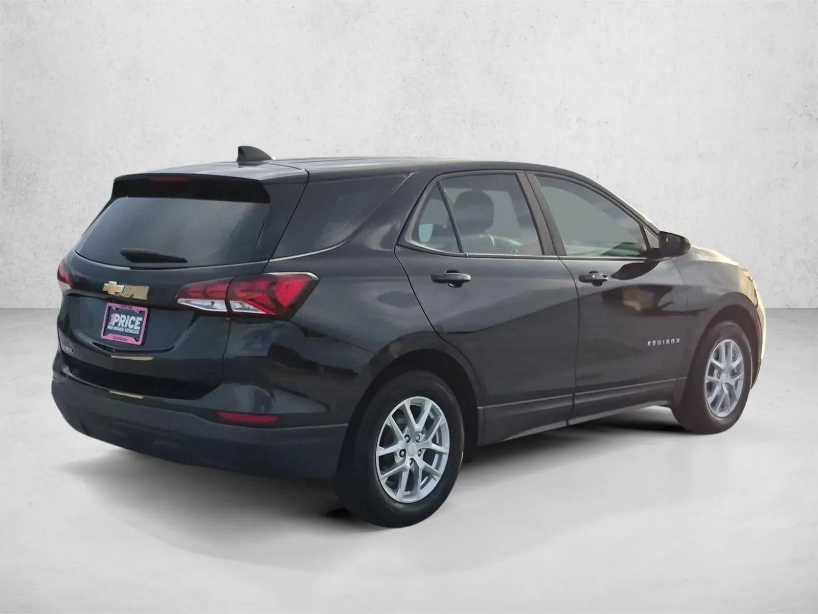 2024 Chevrolet Equinox LS photo 5
