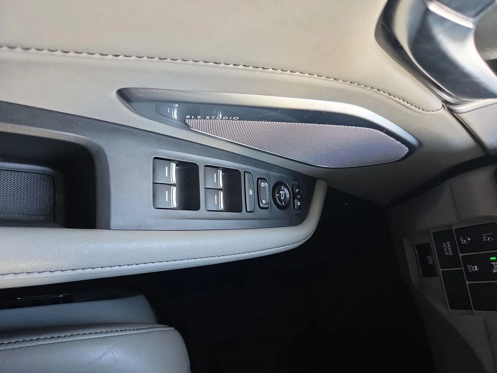 2020 Acura RDX FWD w/Technology Pkg photo 11