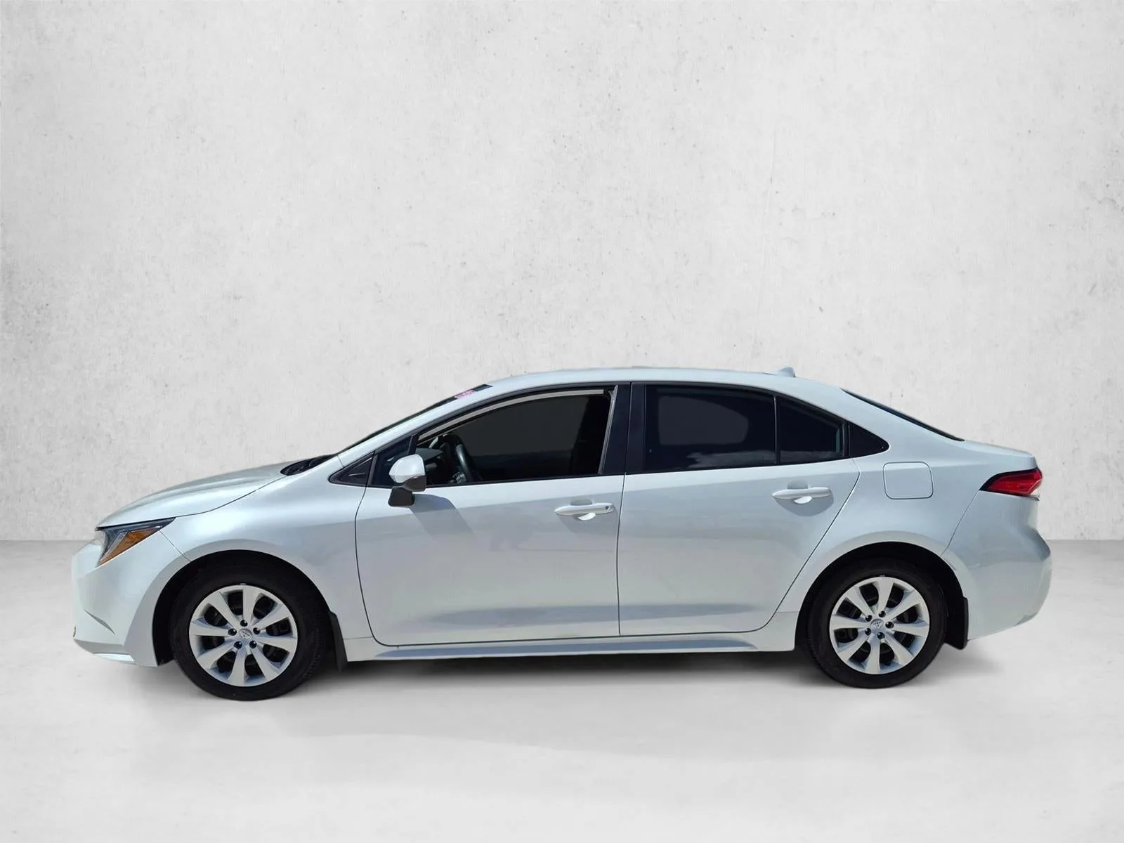 2026 Toyota Corolla LE CVT (Natl) photo 8