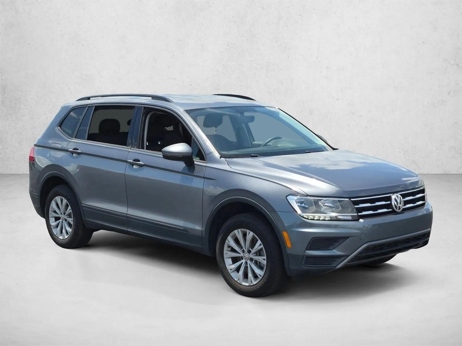 2020 Volkswagen Tiguan 2.0T S photo 3