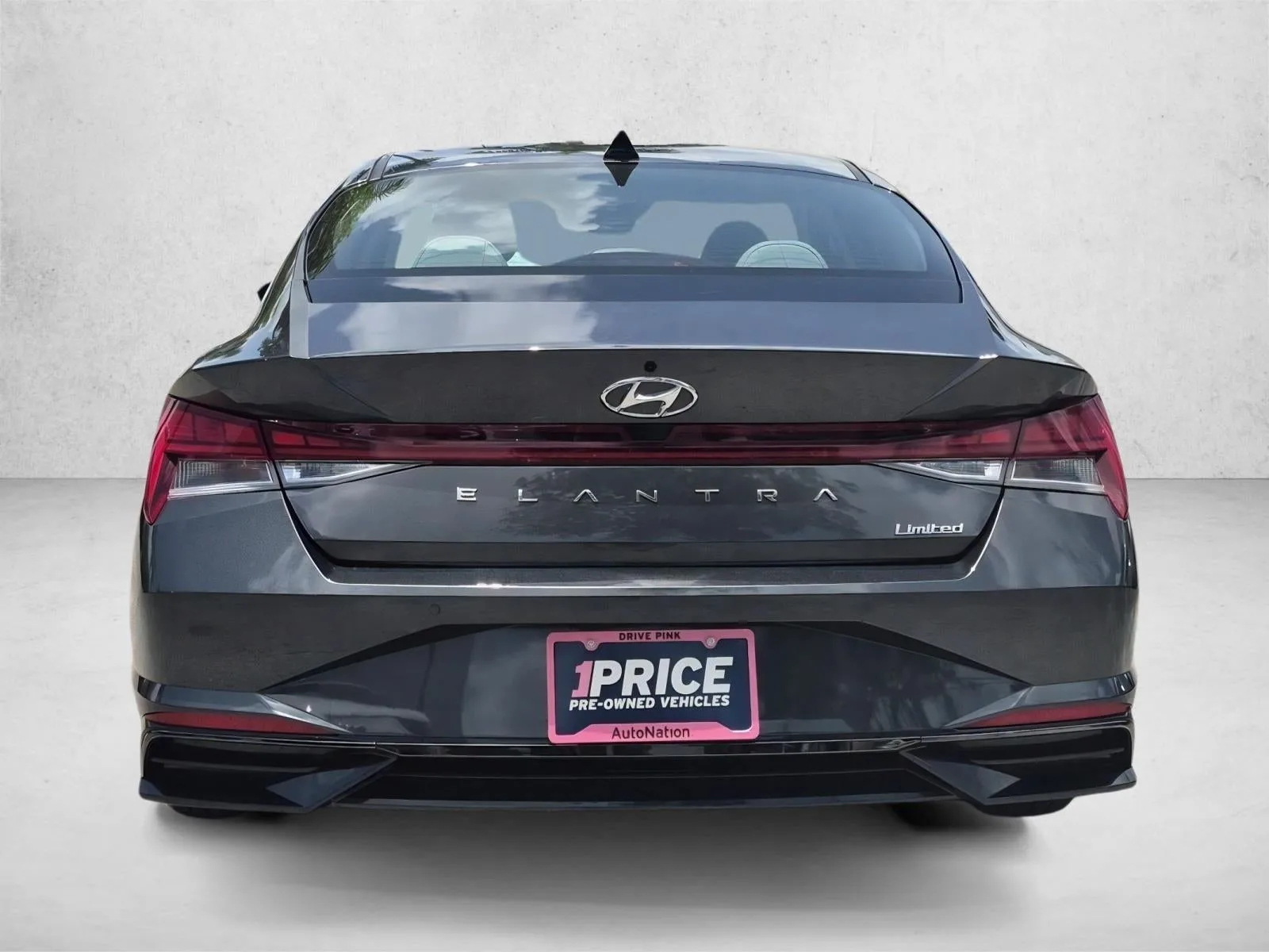 2023 Hyundai ELANTRA Limited IVT photo 7