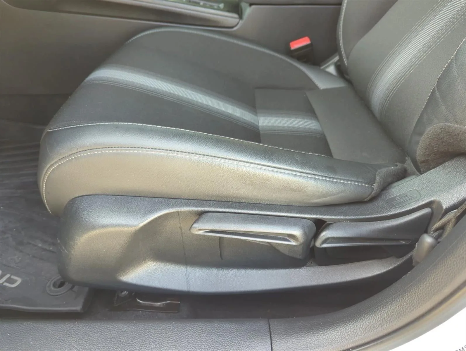 2023 Honda Civic Sedan Sport CVT photo 11