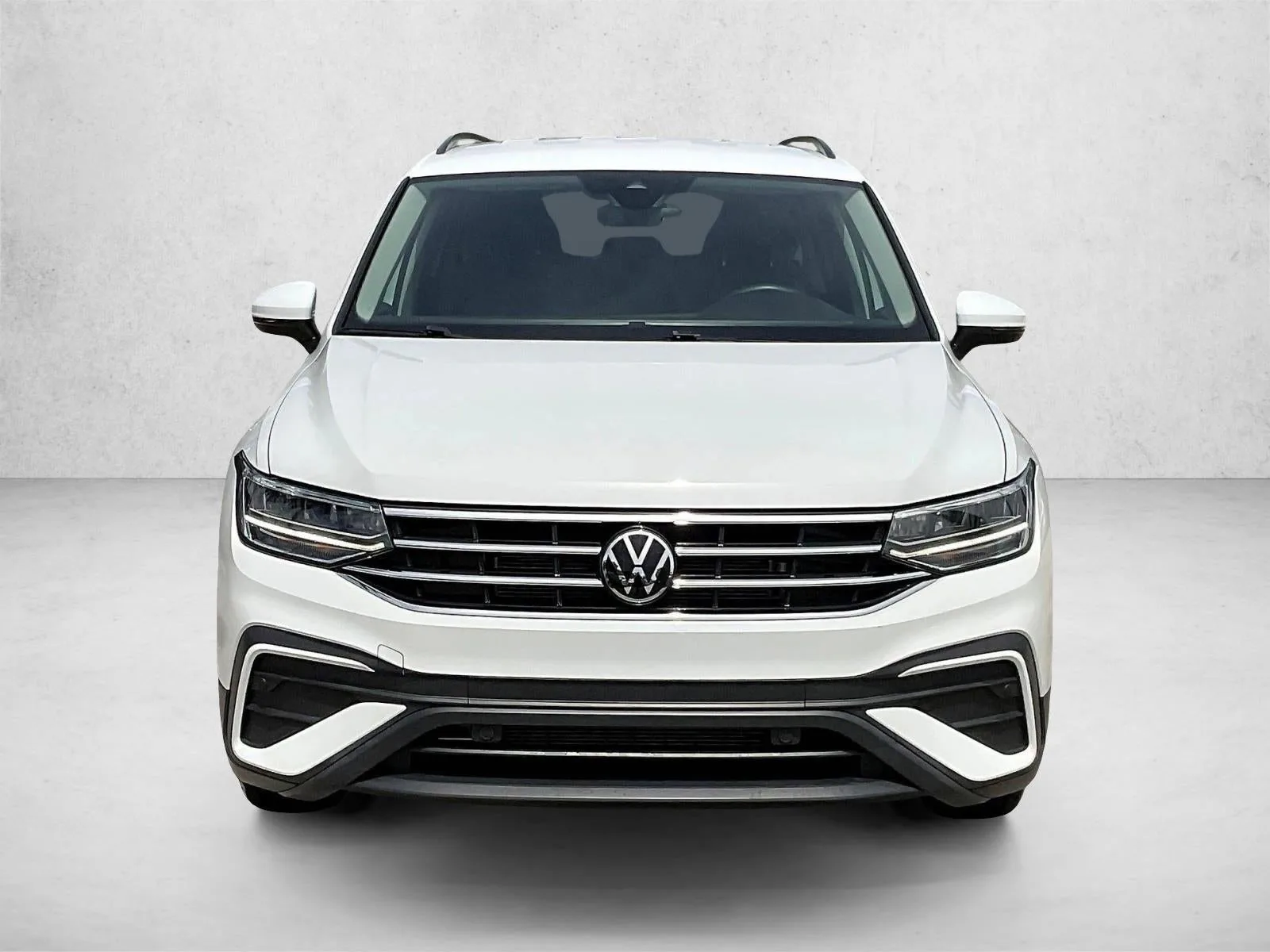 2024 Volkswagen Tiguan 2.0T S FWD photo 3