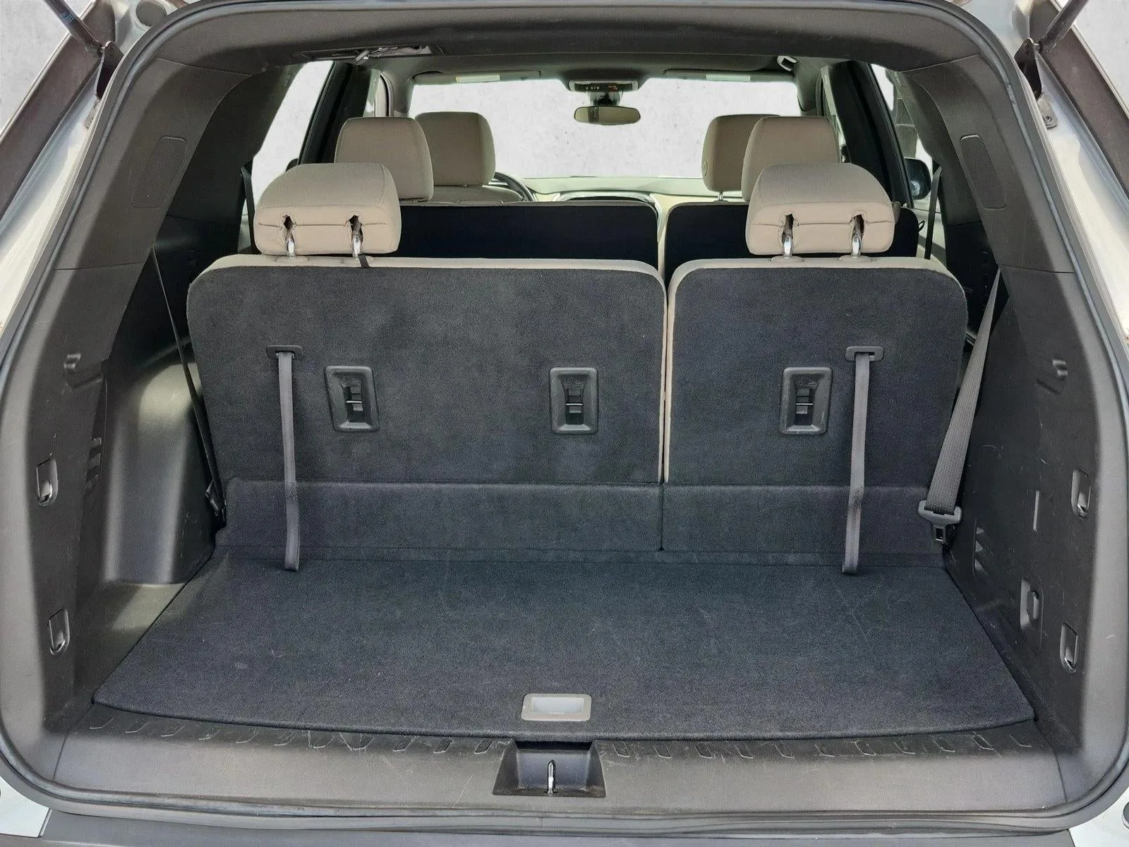 2023 Chevrolet Traverse LS photo 6
