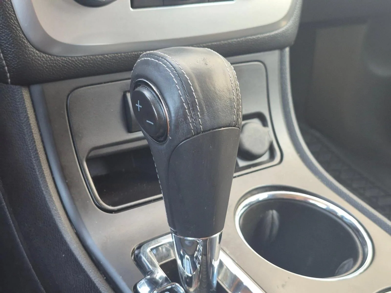 2015 GMC Acadia FWD SLE-1 photo 7