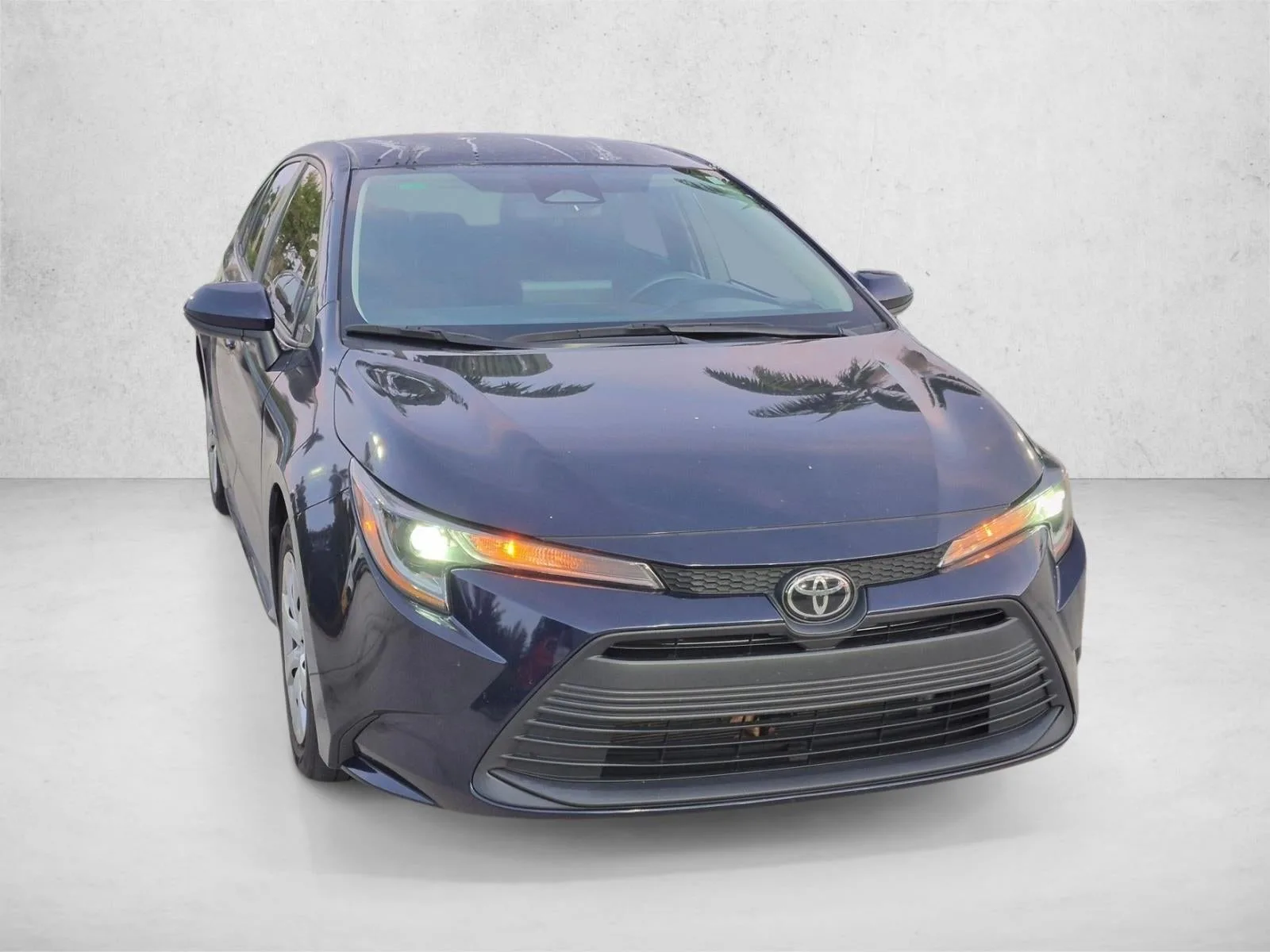2023 Toyota Corolla LE CVT (Natl) photo 3