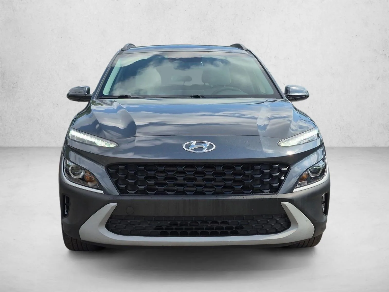 2022 Hyundai KONA SEL Auto FWD photo 2