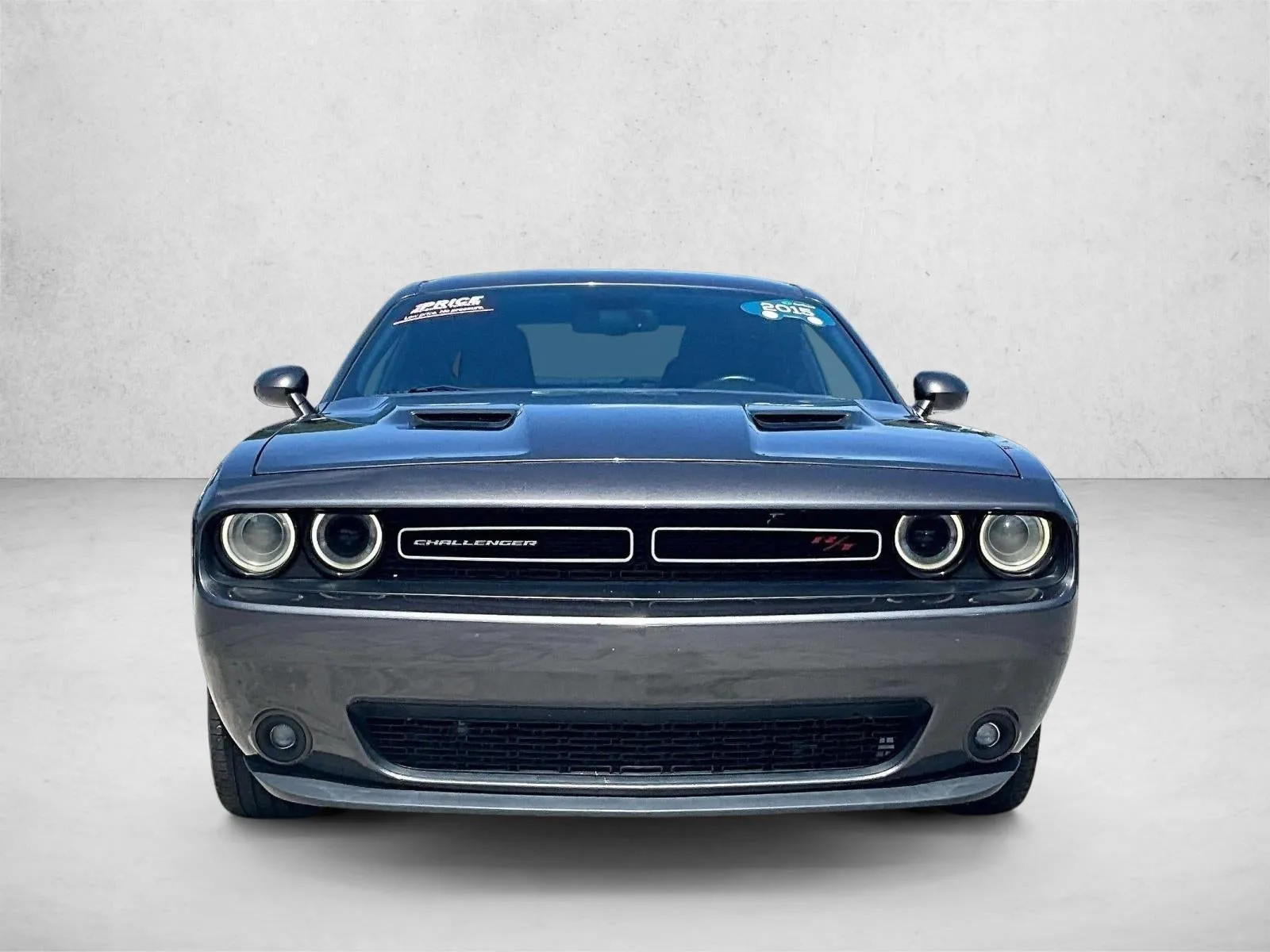 2015 Dodge Challenger R/T photo 3