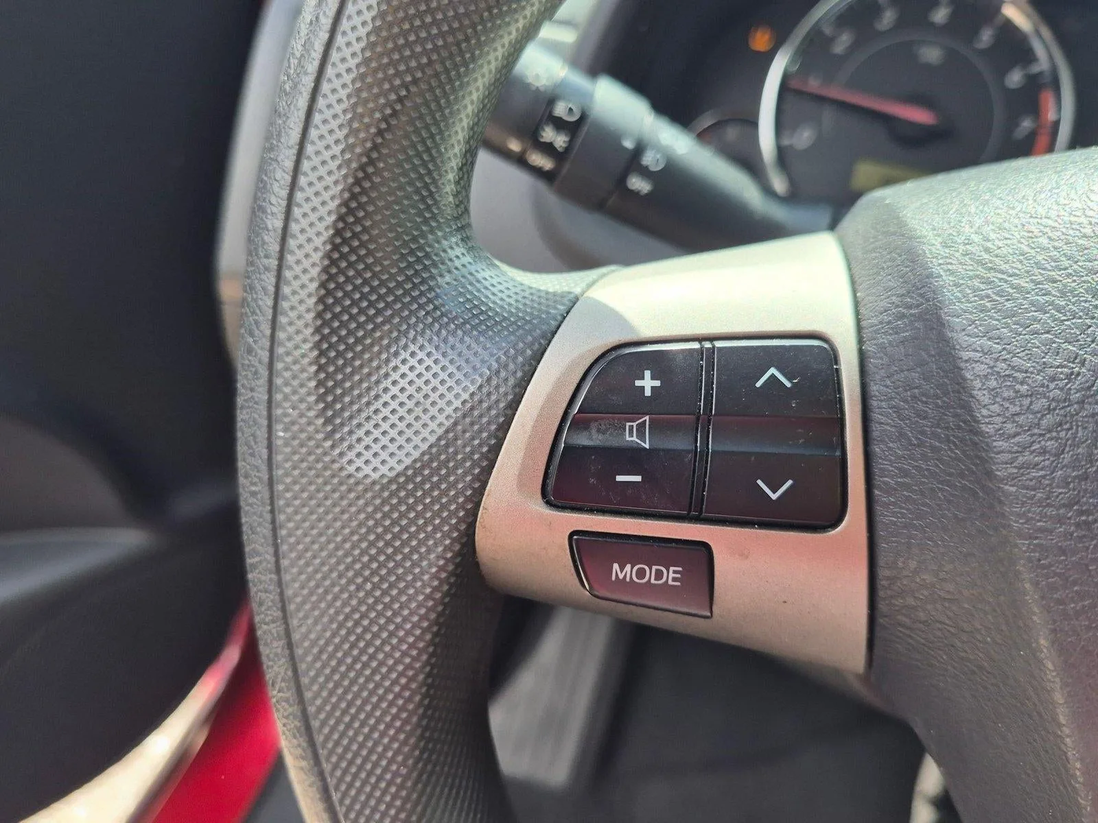 2013 Toyota Corolla S photo 10