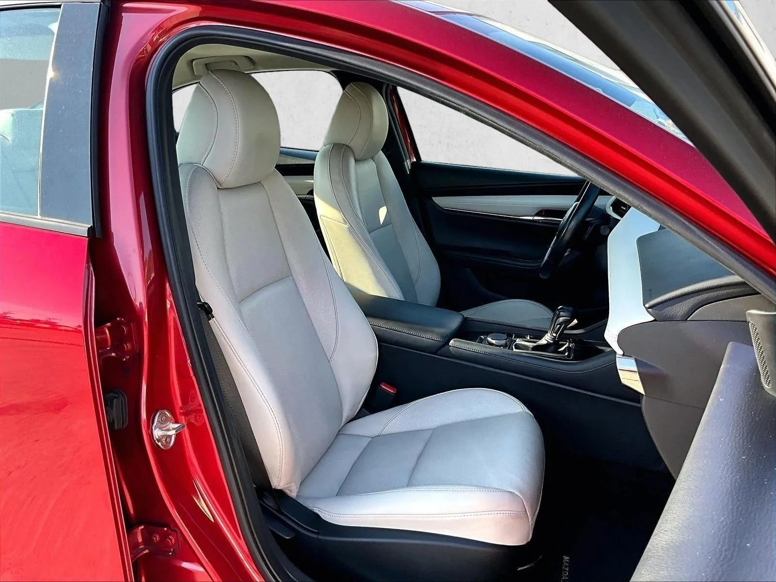 2023 Mazda Mazda3 Sedan 2.5 S Premium photo 9