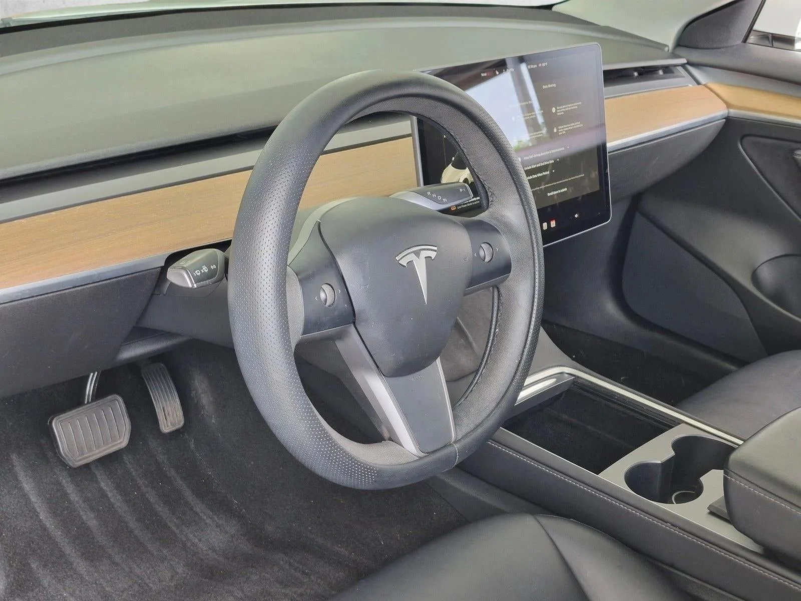 2021 Tesla Model 3 Standard Range Plus RWD photo 9