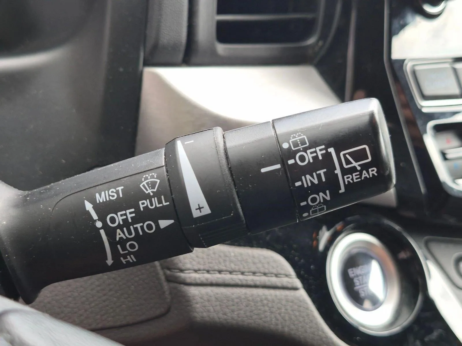 2018 Honda Odyssey Elite Auto photo 7
