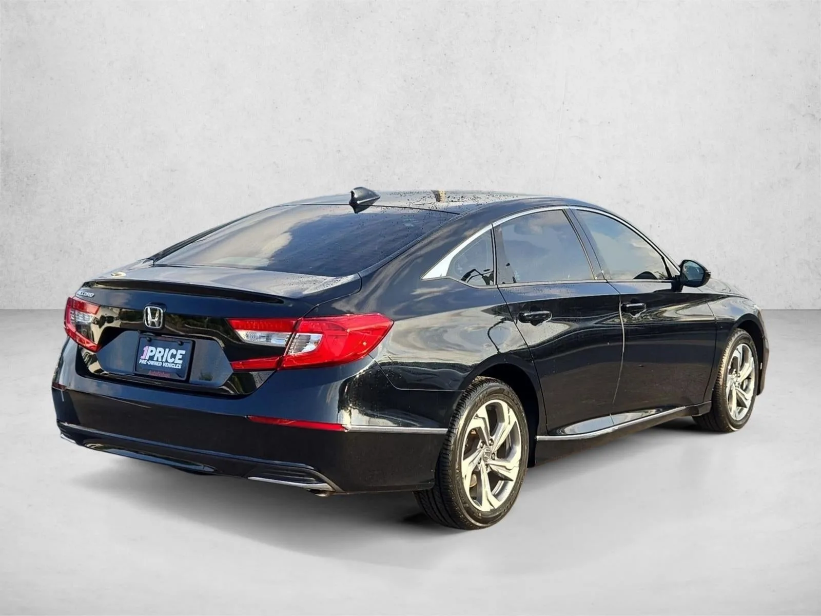 2019 Honda Accord Sedan EX 1.5T CVT photo 5