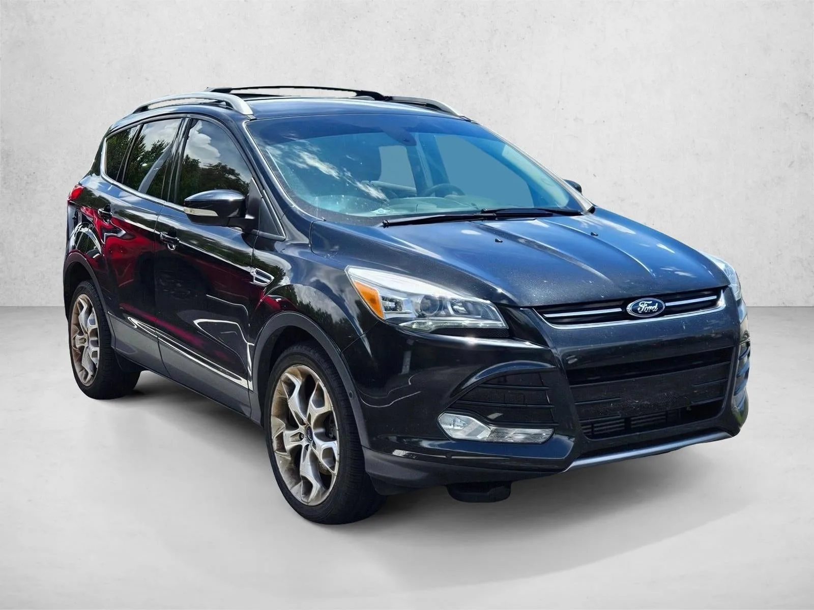 2013 Ford Escape FWD 4dr Titanium photo 3