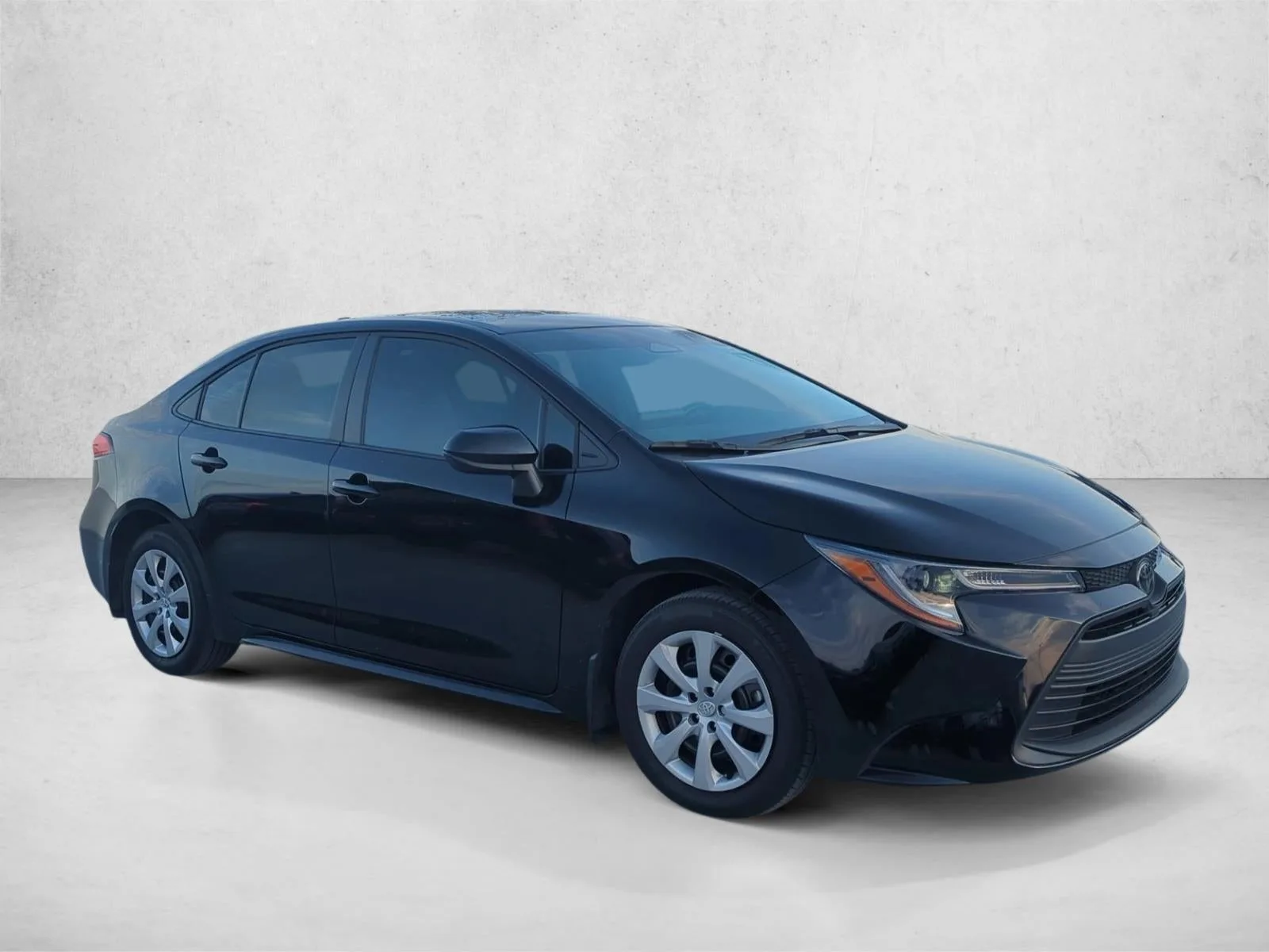 2026 Toyota Corolla LE CVT (Natl) photo 4
