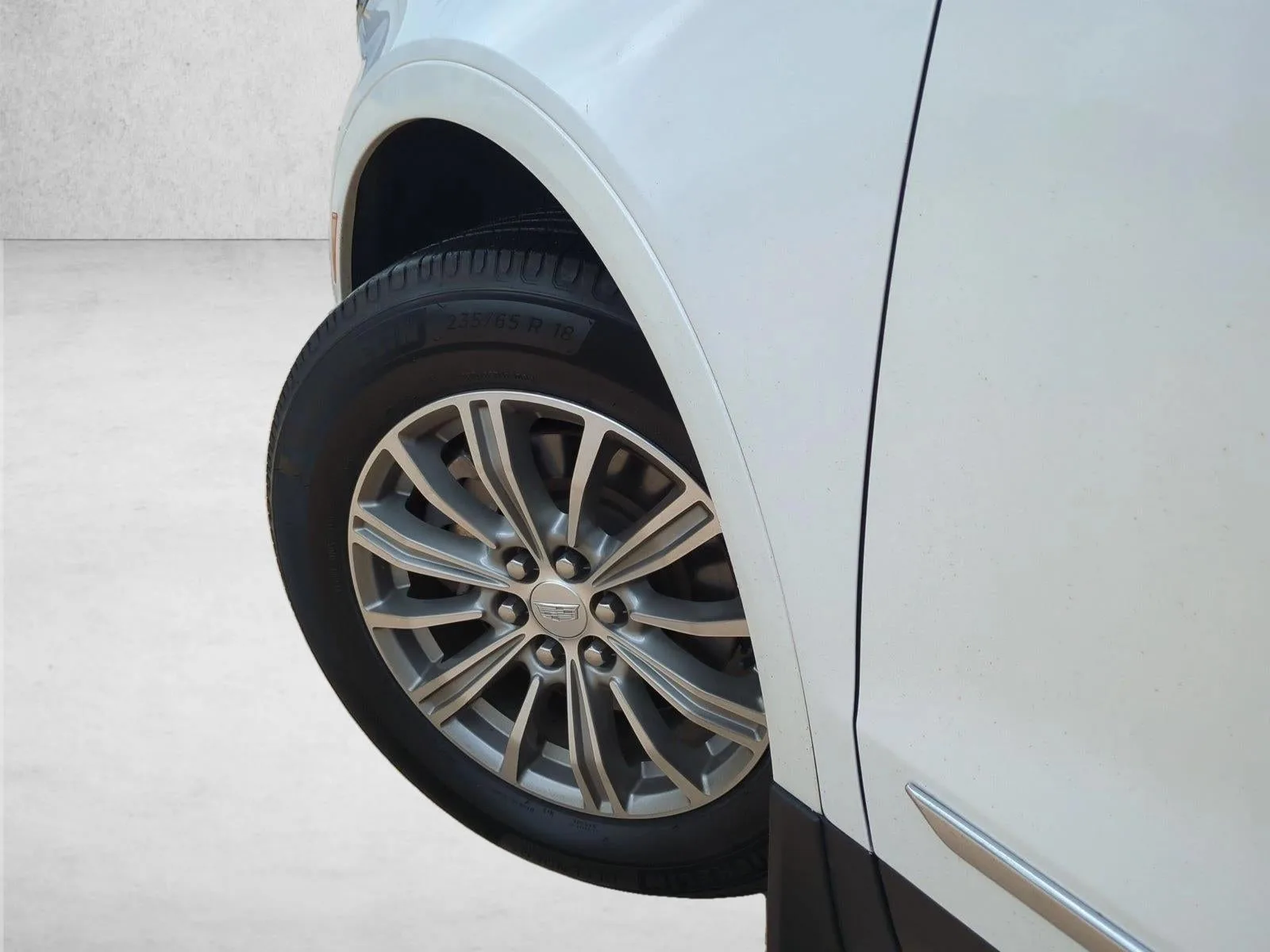 2019 Cadillac XT5 FWD 4dr Luxury photo 9